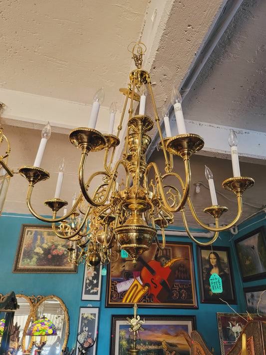 🔱🌟Brilliant: 12-Armed Brass Chandelier 🌟🔱