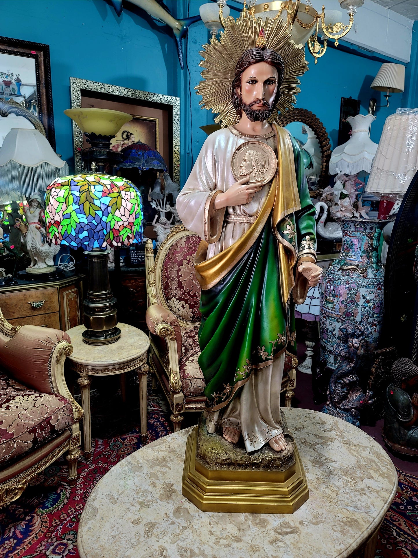 🗡️🪽 Espectacular Escultura de San Judas Tadeo en Resina con Detalles Intrincados🪽🗡️