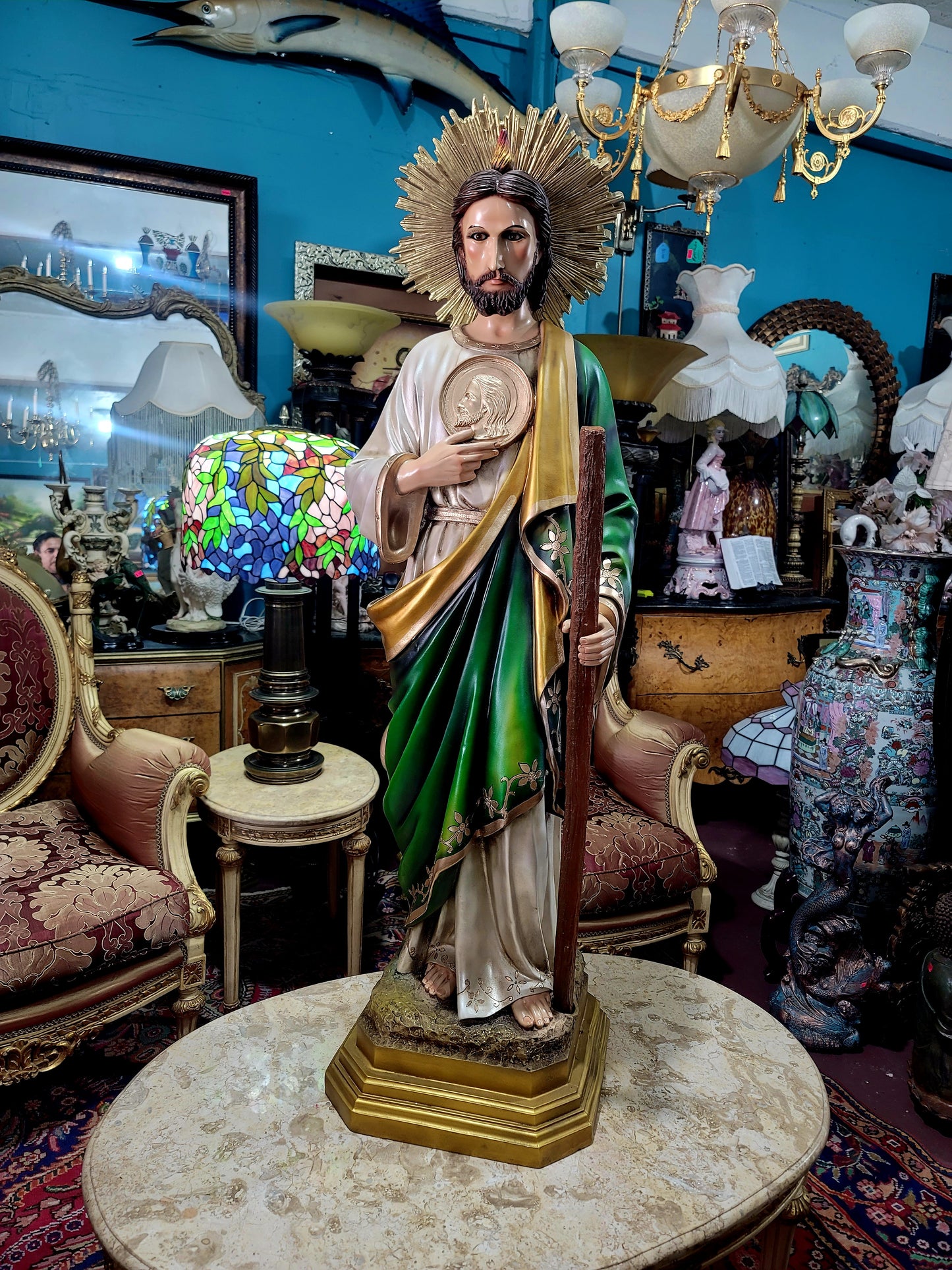 🗡️🪽 Espectacular Escultura de San Judas Tadeo en Resina con Detalles Intrincados🪽🗡️