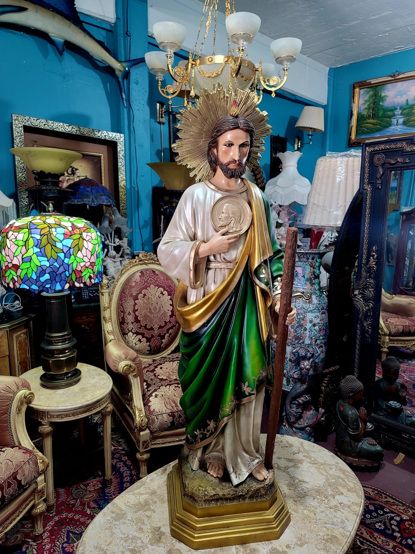 🗡️🪽 Espectacular Escultura de San Judas Tadeo en Resina con Detalles Intrincados🪽🗡️