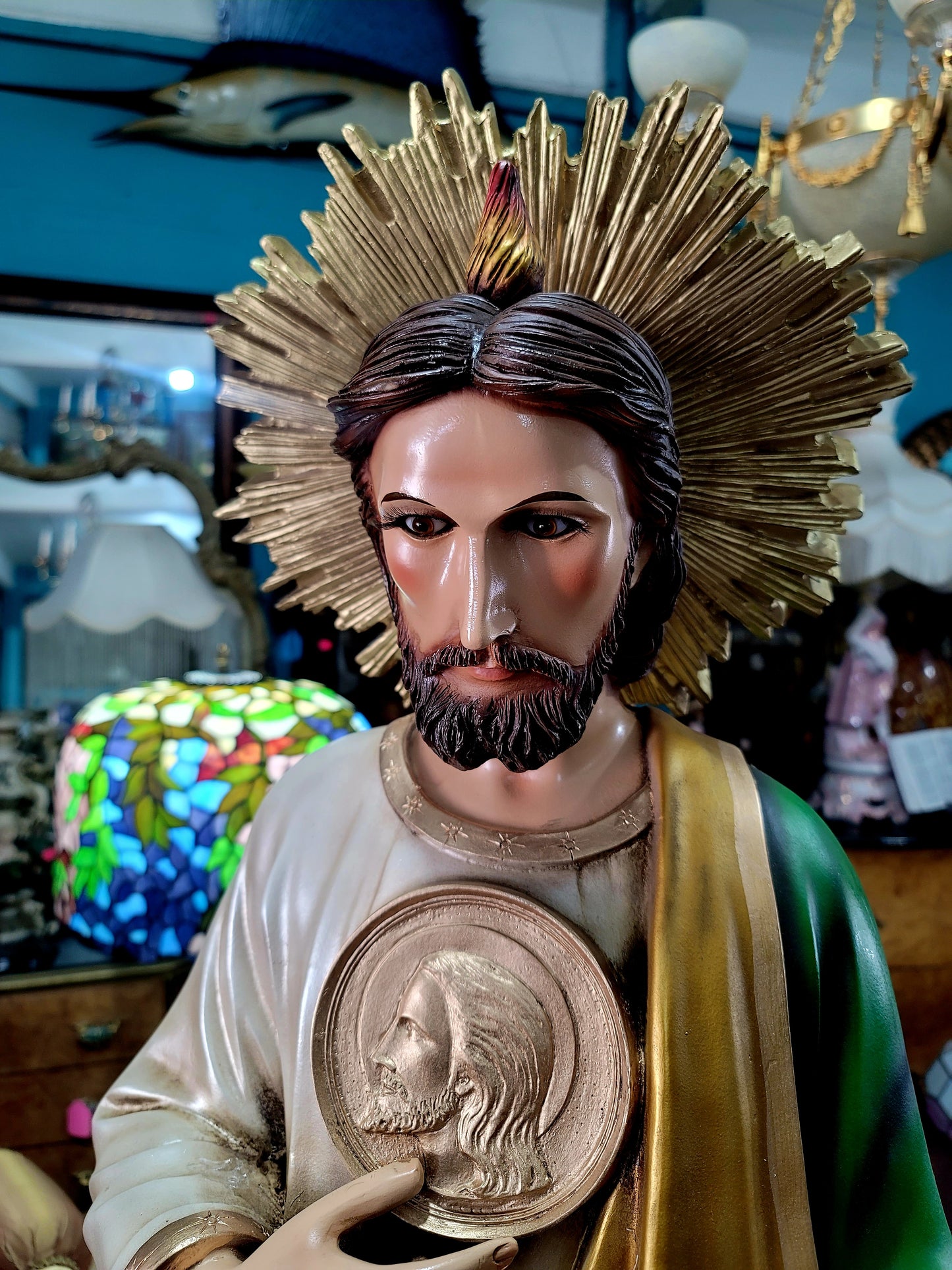 🗡️🪽 Espectacular Escultura de San Judas Tadeo en Resina con Detalles Intrincados🪽🗡️