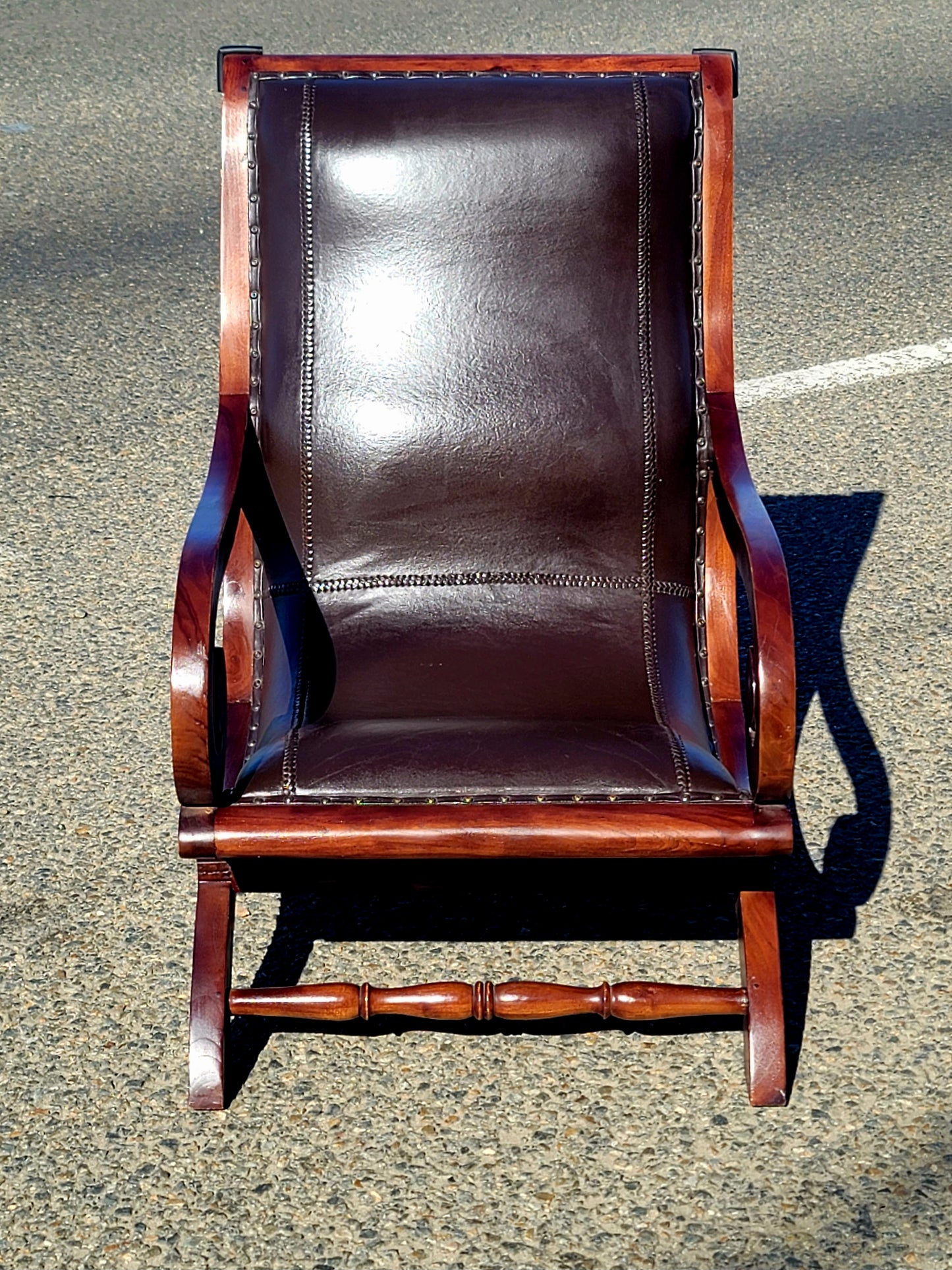 🌿Elegancia Clásica: Silla Estilo Miguelito🌿