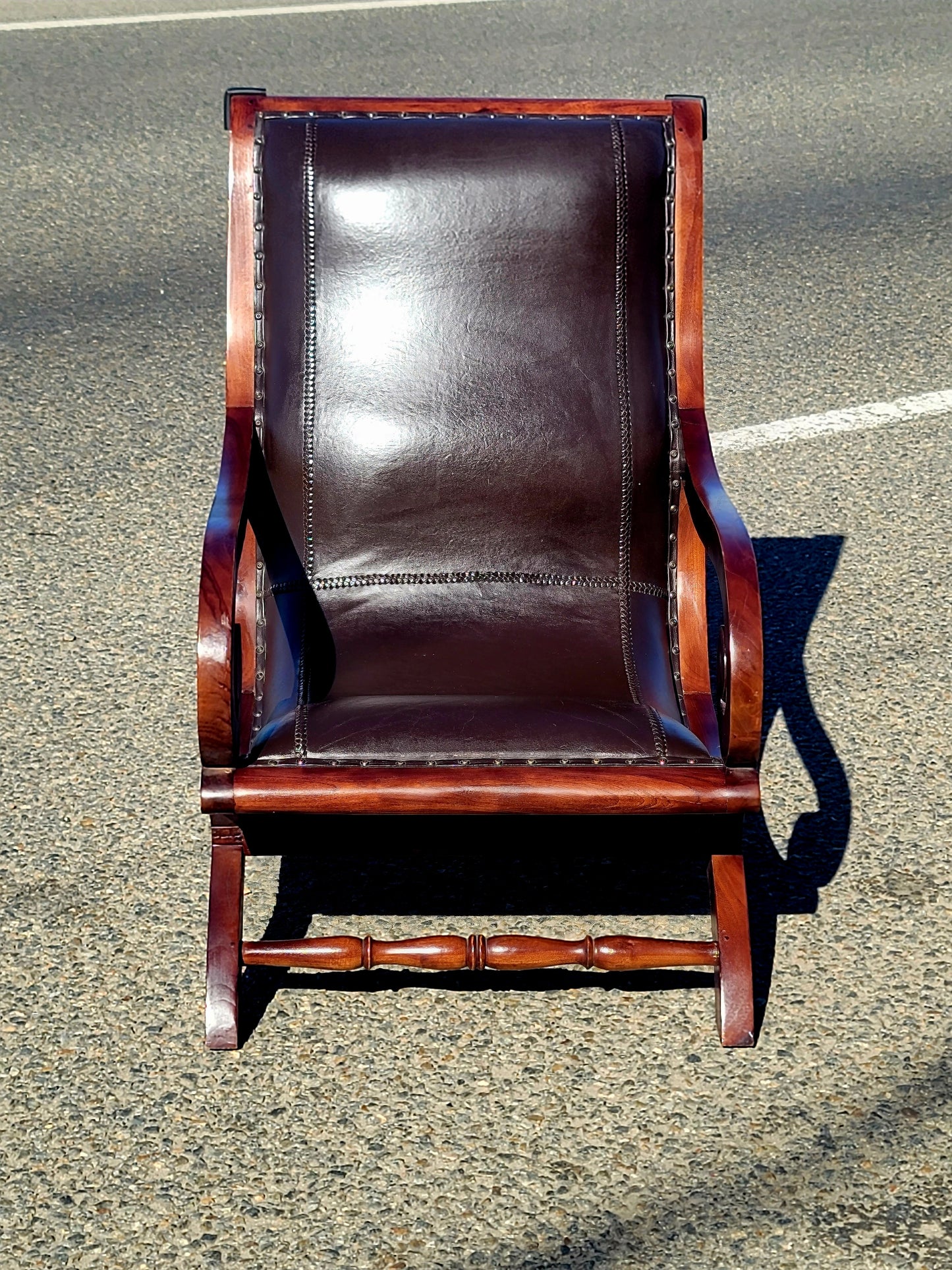 🌿Elegancia Clásica: Silla Estilo Miguelito🌿