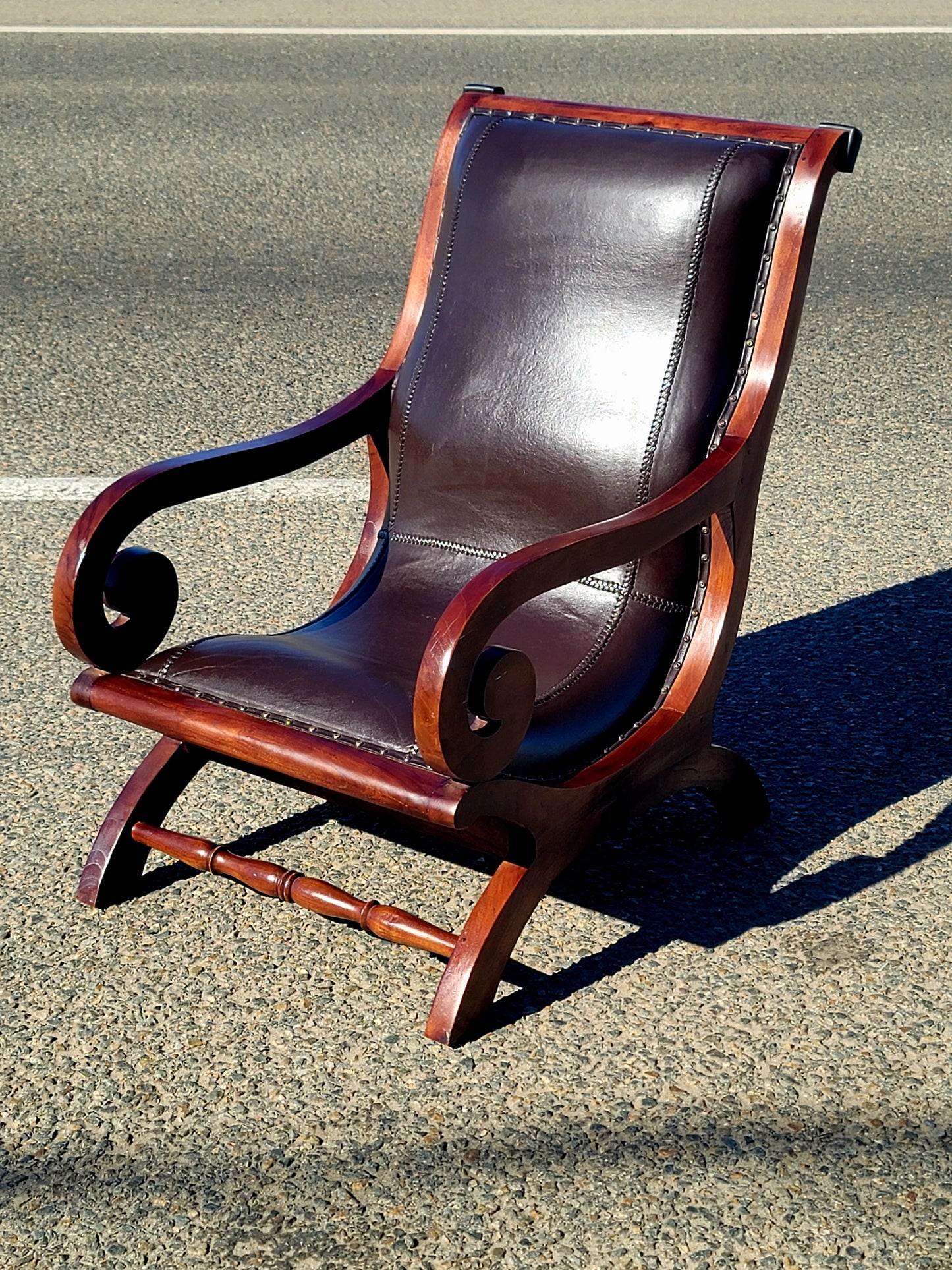 🌿Elegancia Clásica: Silla Estilo Miguelito🌿