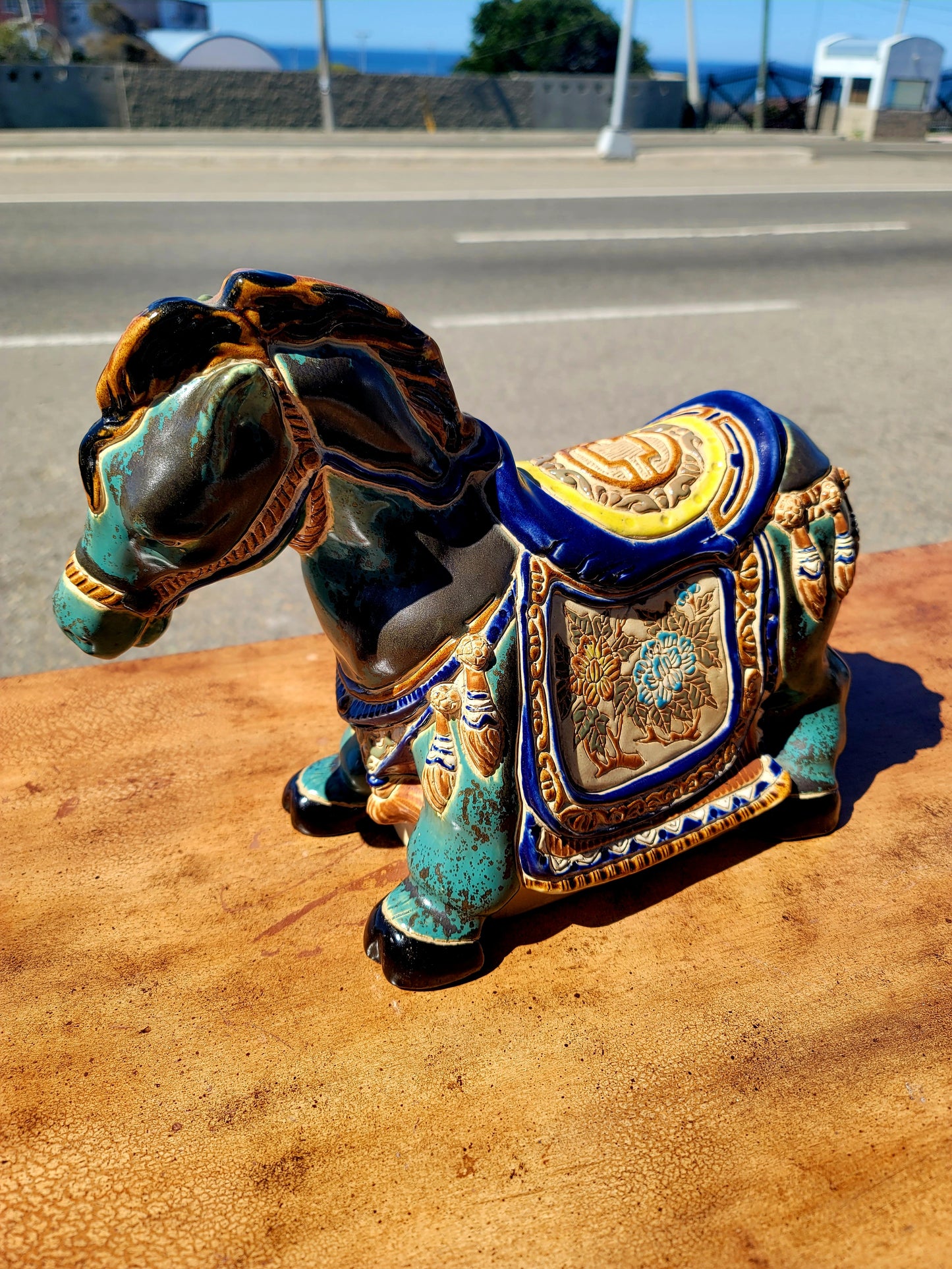 ✨Una Joya en Porcelana: Elegante Figura de Caballo✨