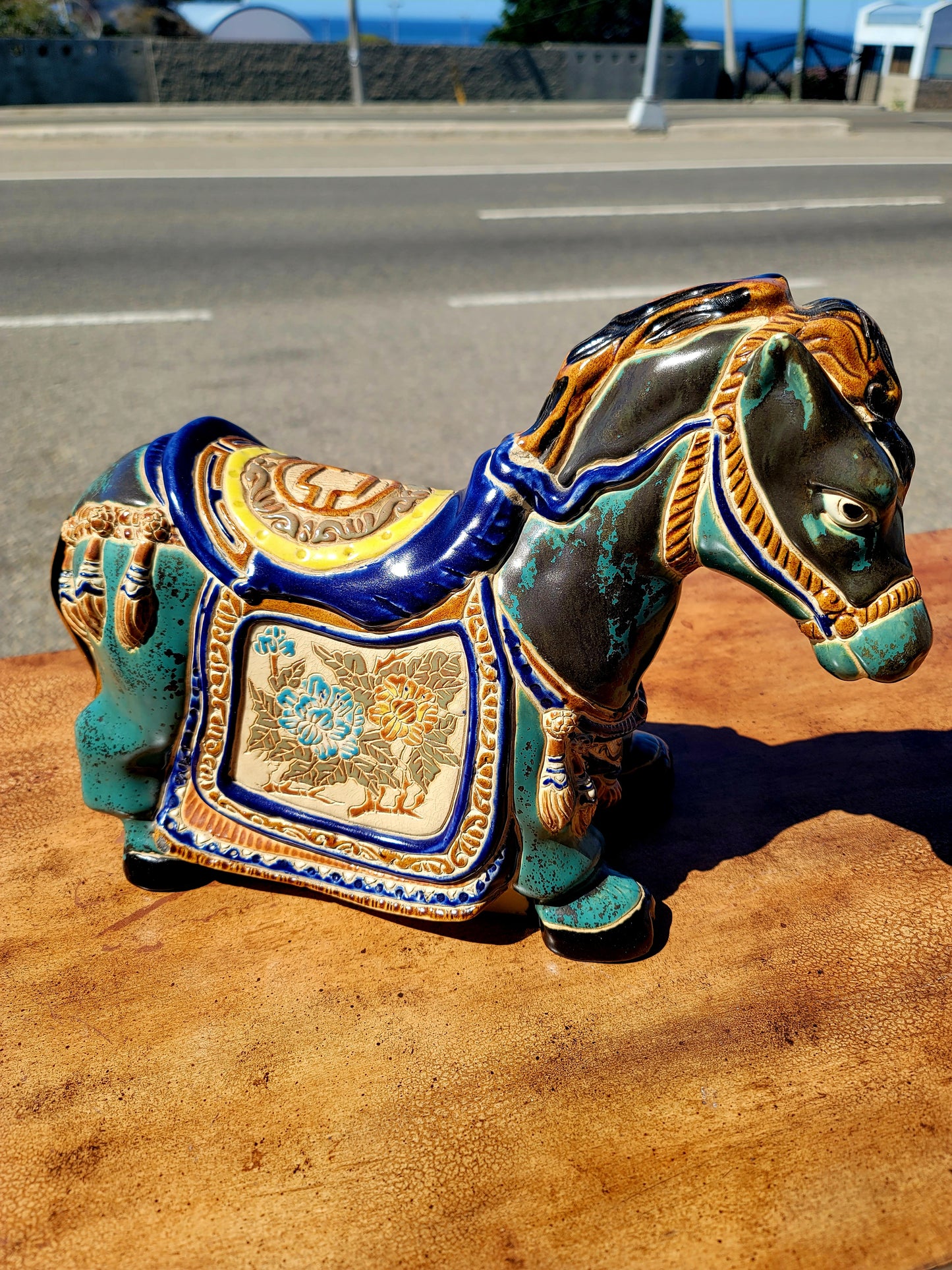 ✨Una Joya en Porcelana: Elegante Figura de Caballo✨