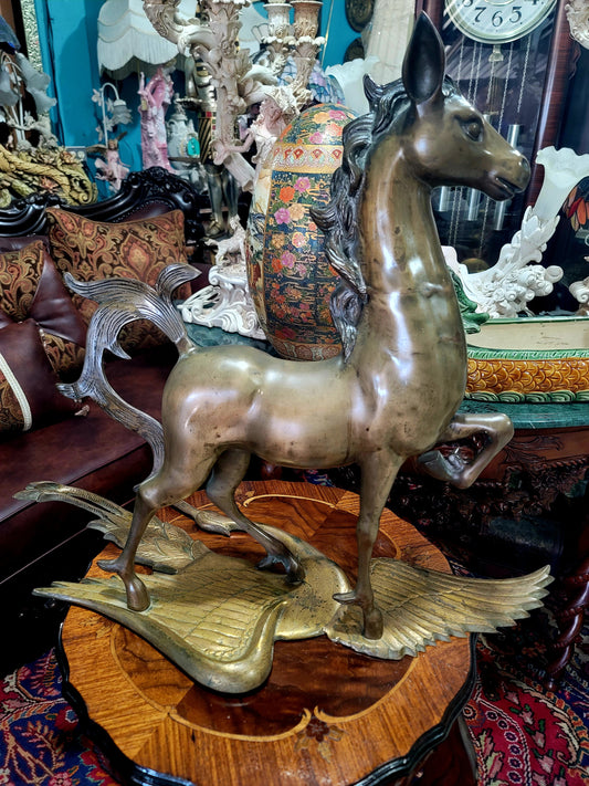 🐴 Majestuosa Escultura de Caballo en Bronce con Base Decorativa de Garza 🦢