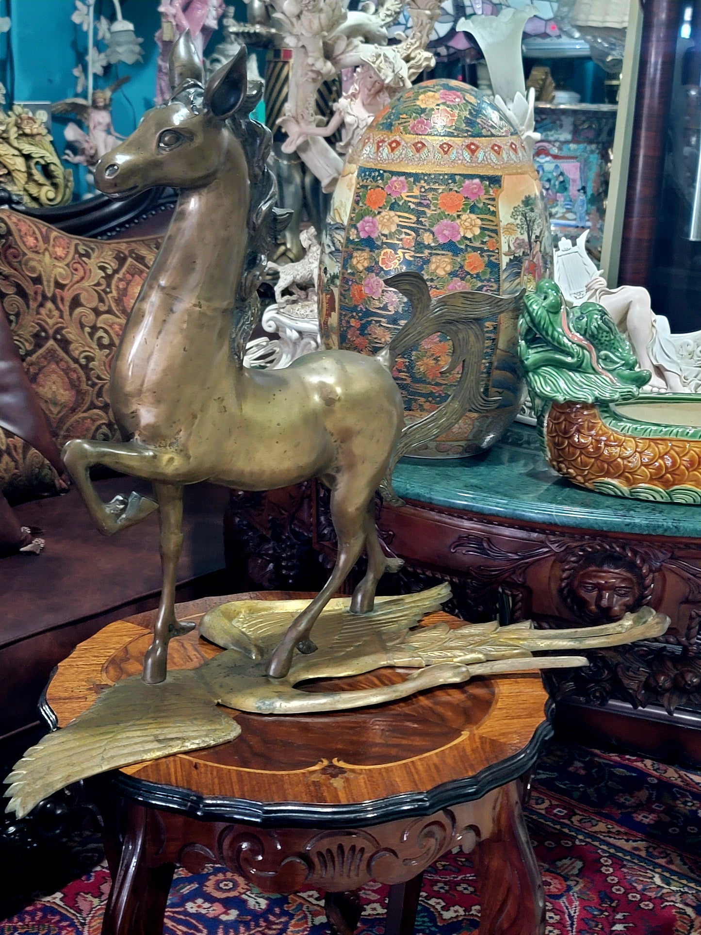 🐴 Majestuosa Escultura de Caballo en Bronce con Base Decorativa de Garza 🦢