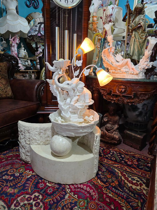 💧✨ Fuente Decorativa De Elefante con Iluminación – Elegancia y Arte en Rosarito Antiques ✨💧