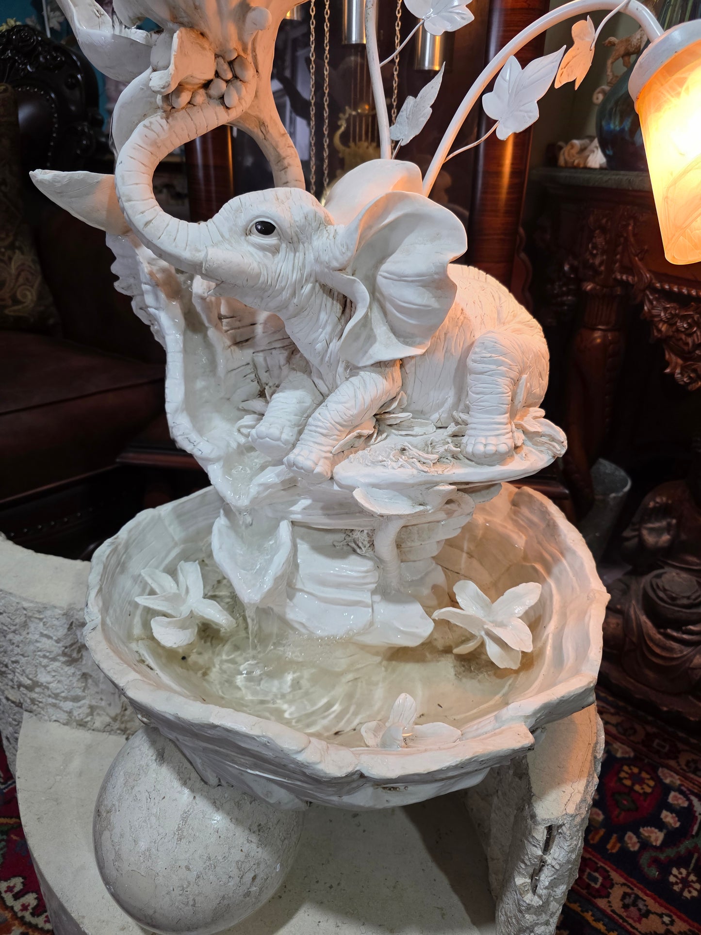 💧✨ Fuente Decorativa De Elefante con Iluminación – Elegancia y Arte en Rosarito Antiques ✨💧