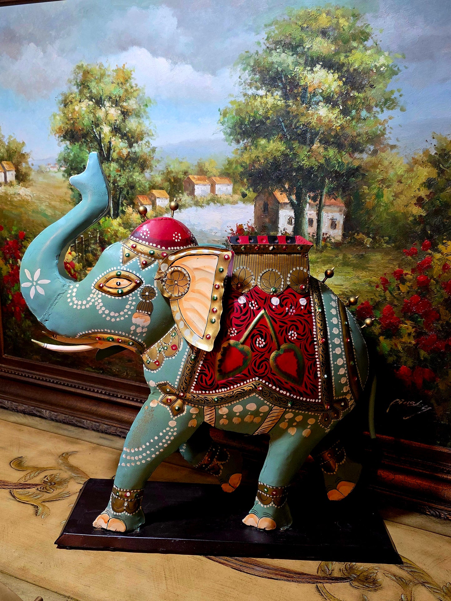 💚🐘💚 Elefante Decorativo de Metal Pintado A Mano – Arte Único en Rosarito Antiques 💚🐘💚