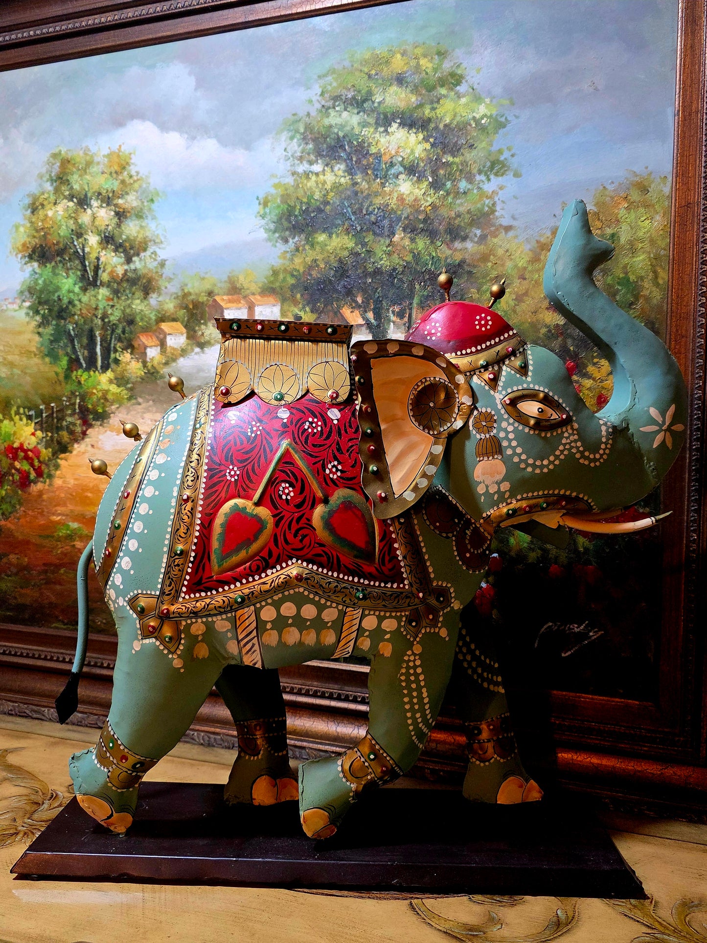 💚🐘💚 Elefante Decorativo de Metal Pintado A Mano – Arte Único en Rosarito Antiques 💚🐘💚