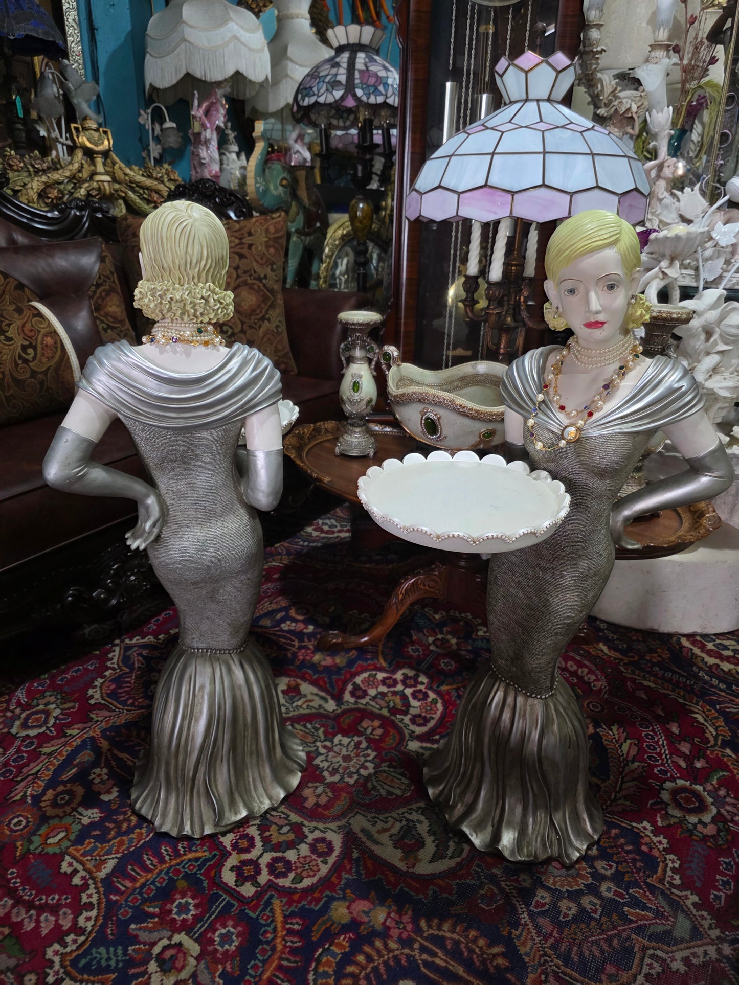 ✨ Elegant Decorative Sculptures – Exclusive Pair at Rosarito Antiques ✨