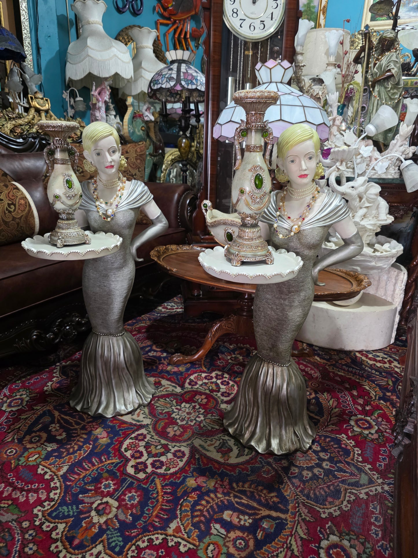 ✨ Elegant Decorative Sculptures – Exclusive Pair at Rosarito Antiques ✨