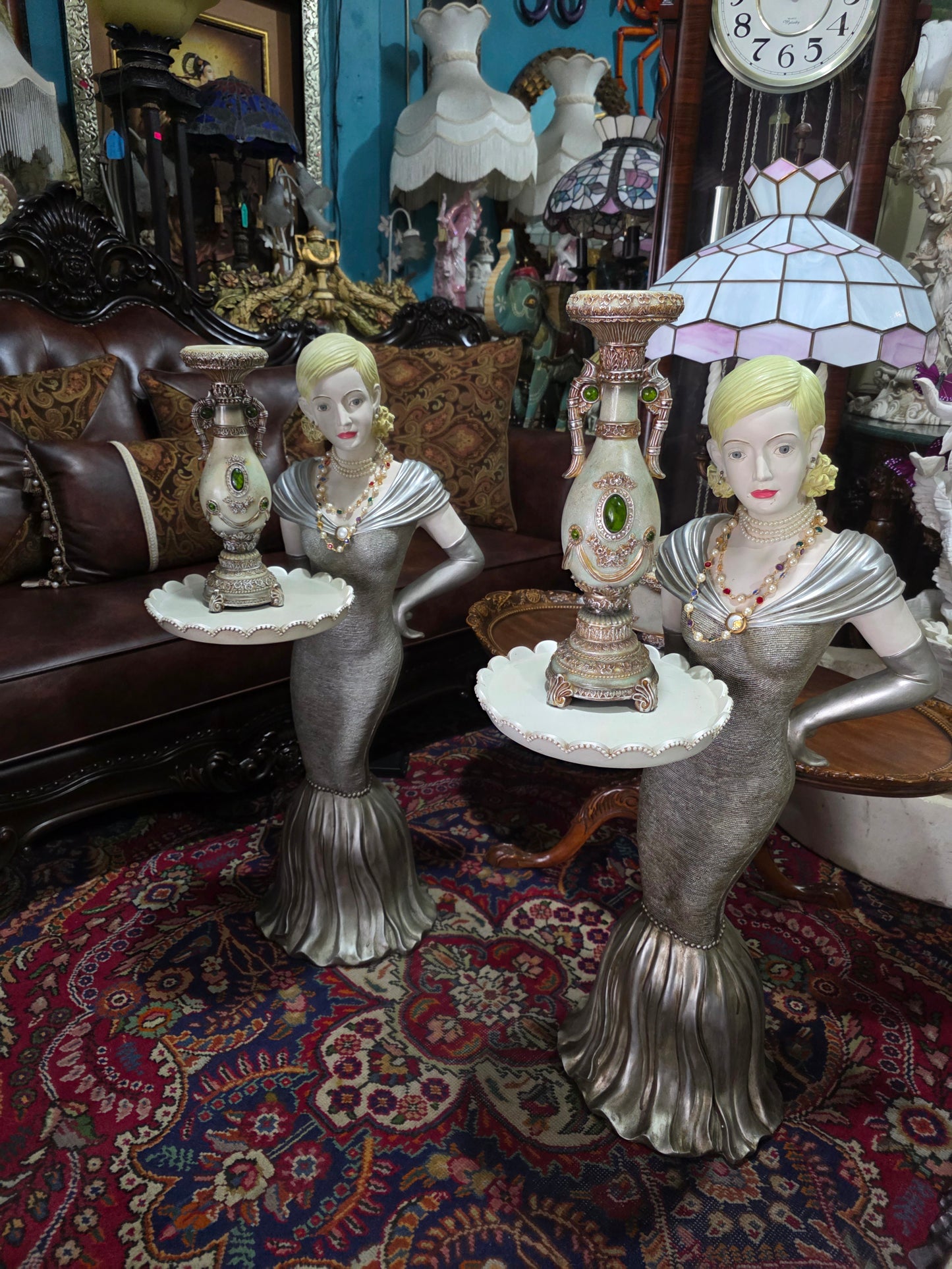 ✨ Elegant Decorative Sculptures – Exclusive Pair at Rosarito Antiques ✨