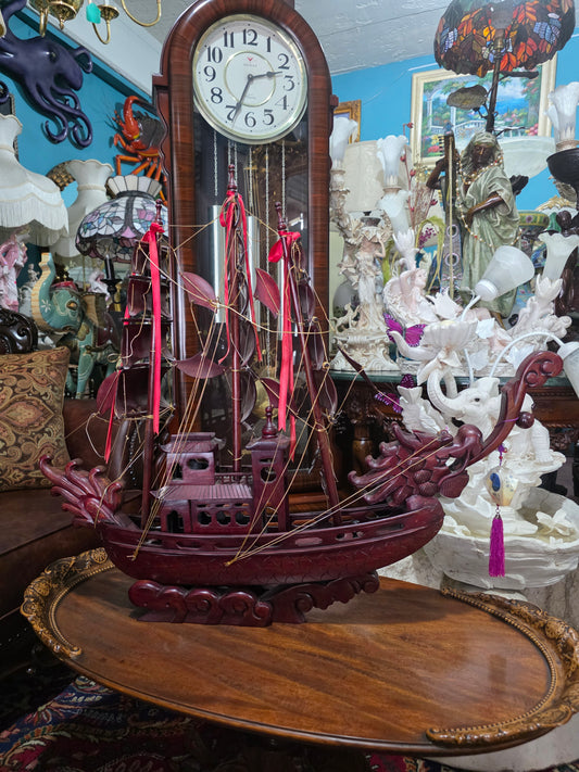 🚢🚢✨ Barco Oriental - Embárcate en la historia con esta majestuosa réplica de barco oriental ✨🚢