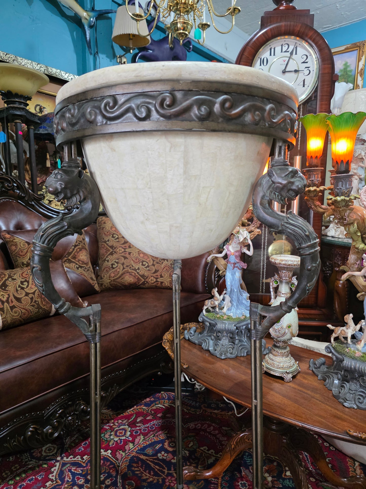 🎉Luxury bronze and alabaster pedestal🎉
