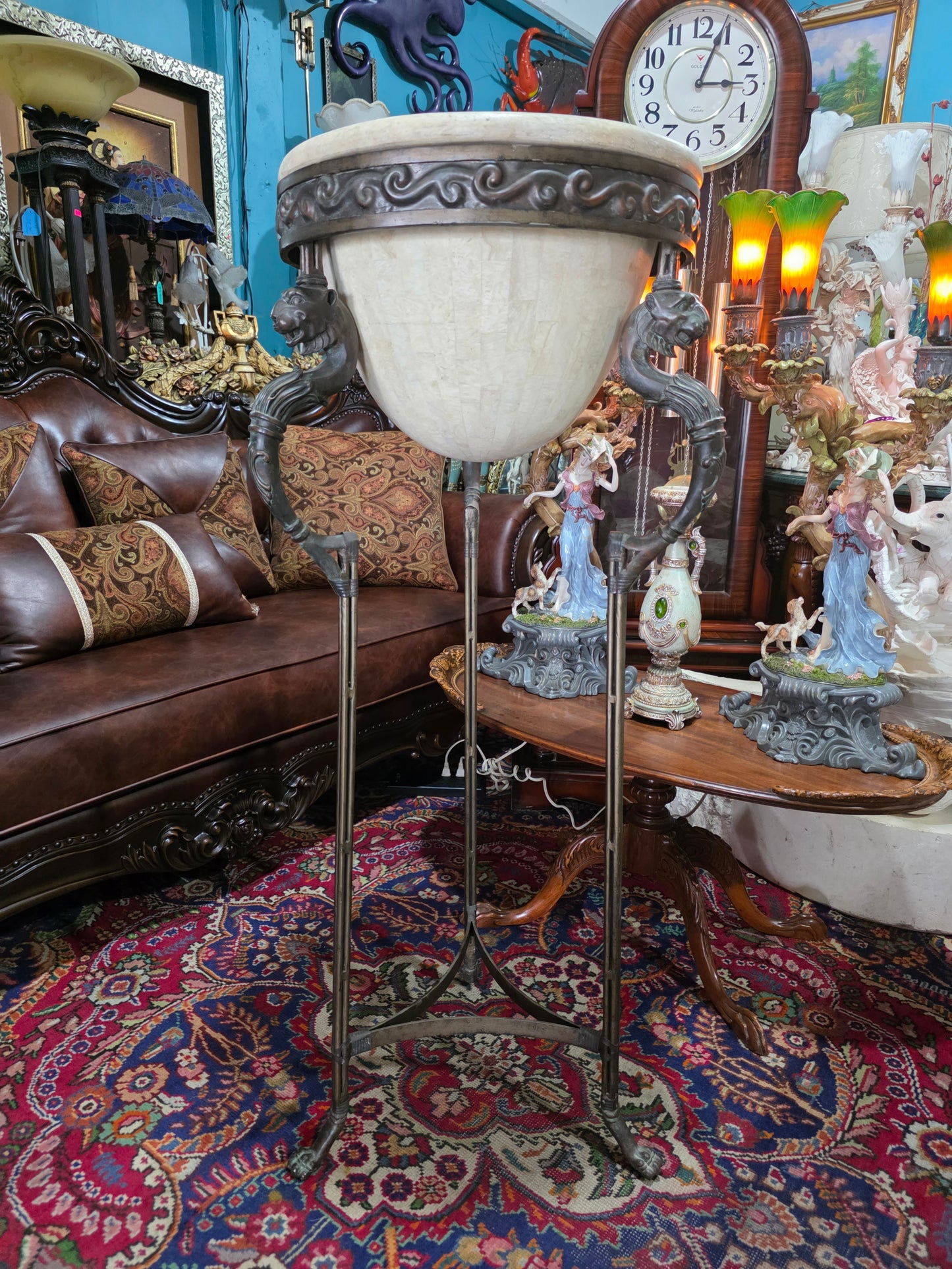 🎉Luxury bronze and alabaster pedestal🎉