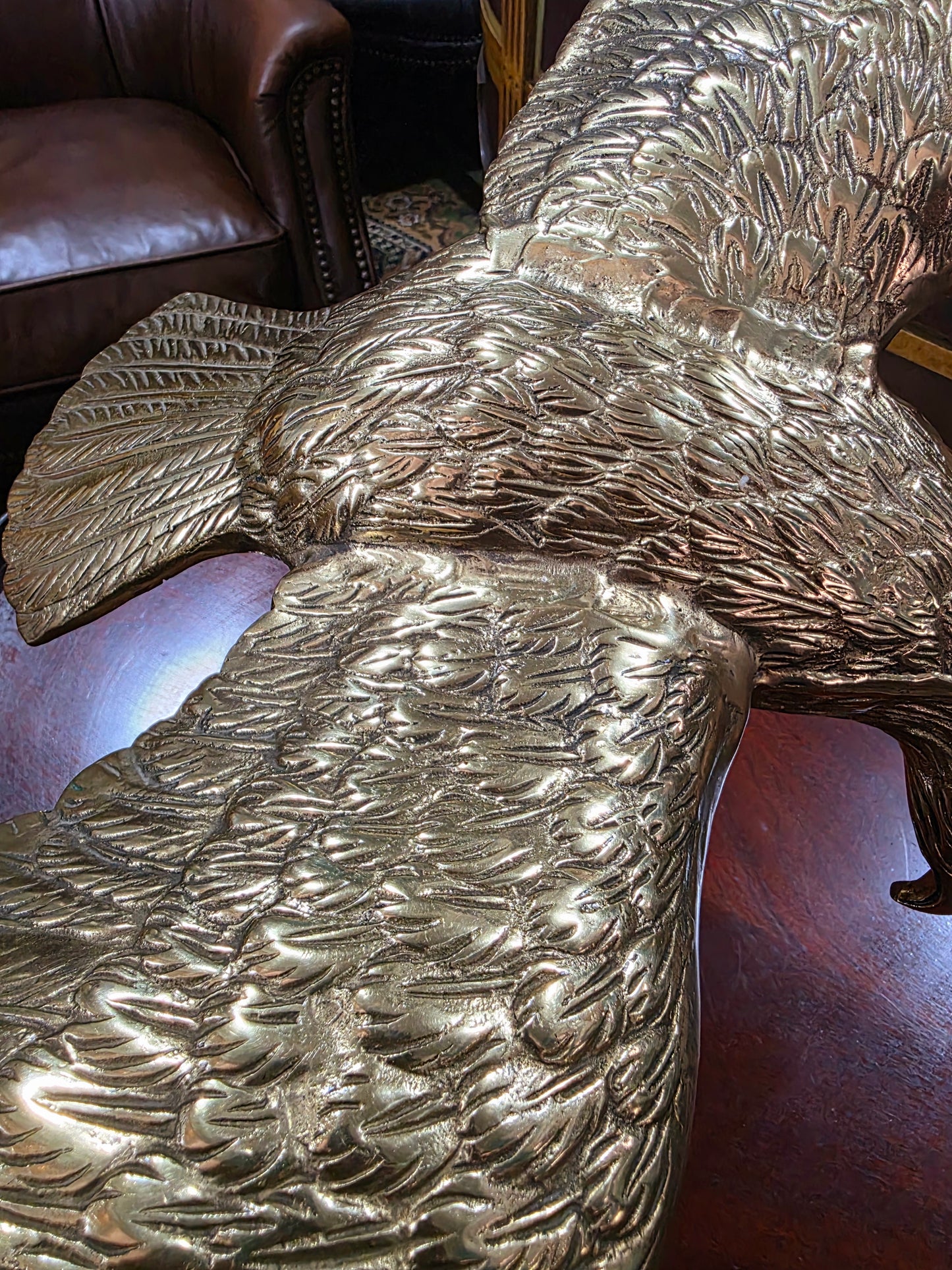 🦅Majestic Eagle Sculpture – Beauty and Elegance in Every Detail🦅