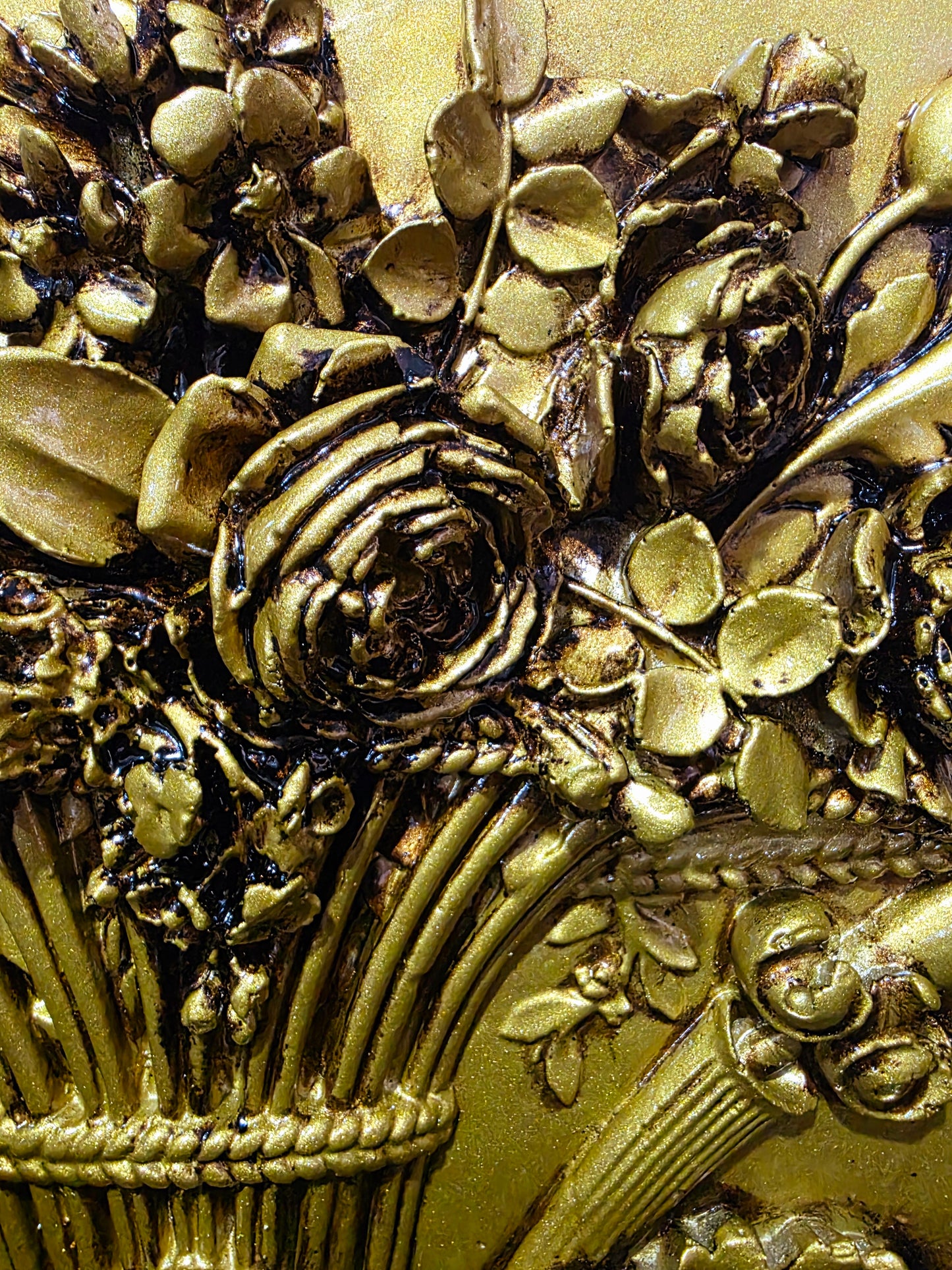 🌺 Vintage Painting with Aged Gold Relief – Monumental Decorative Piece🖌️🎨