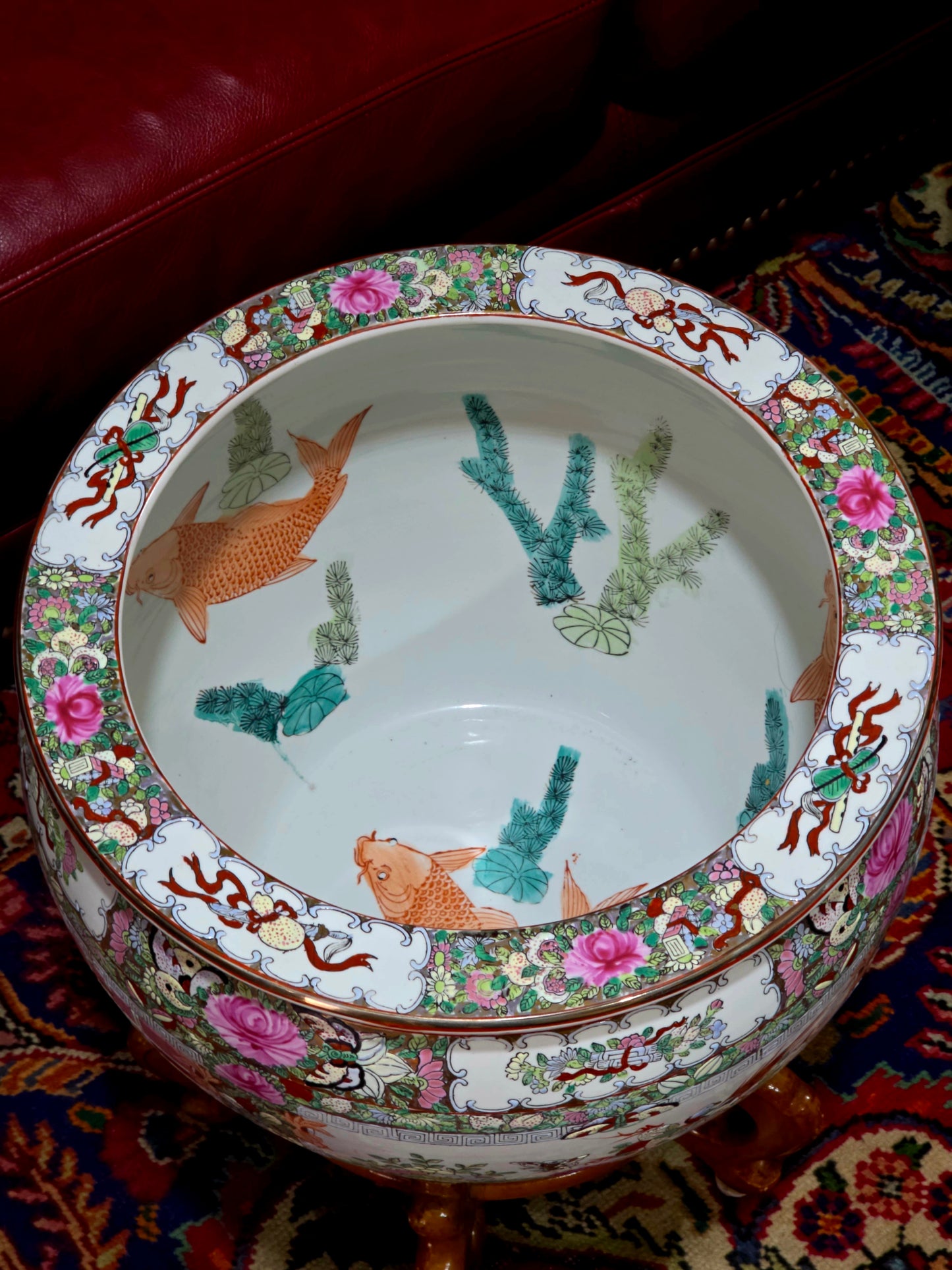 ✨ Floral Chinoiserie Koi Planter – Porcelana Imperial de la Dinastía Qing ✨