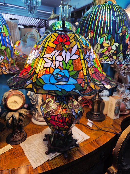🌹🪞✨ Lampara Tiffany Vitral Floral de Gran Presencia ✨🪞🌹