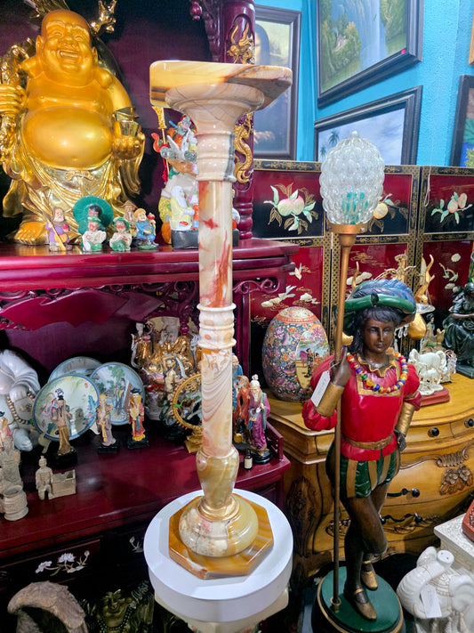 Pedestal de Onix Natural – Elegancia Clásica y Presencia Ceremonial 🏛️🪨