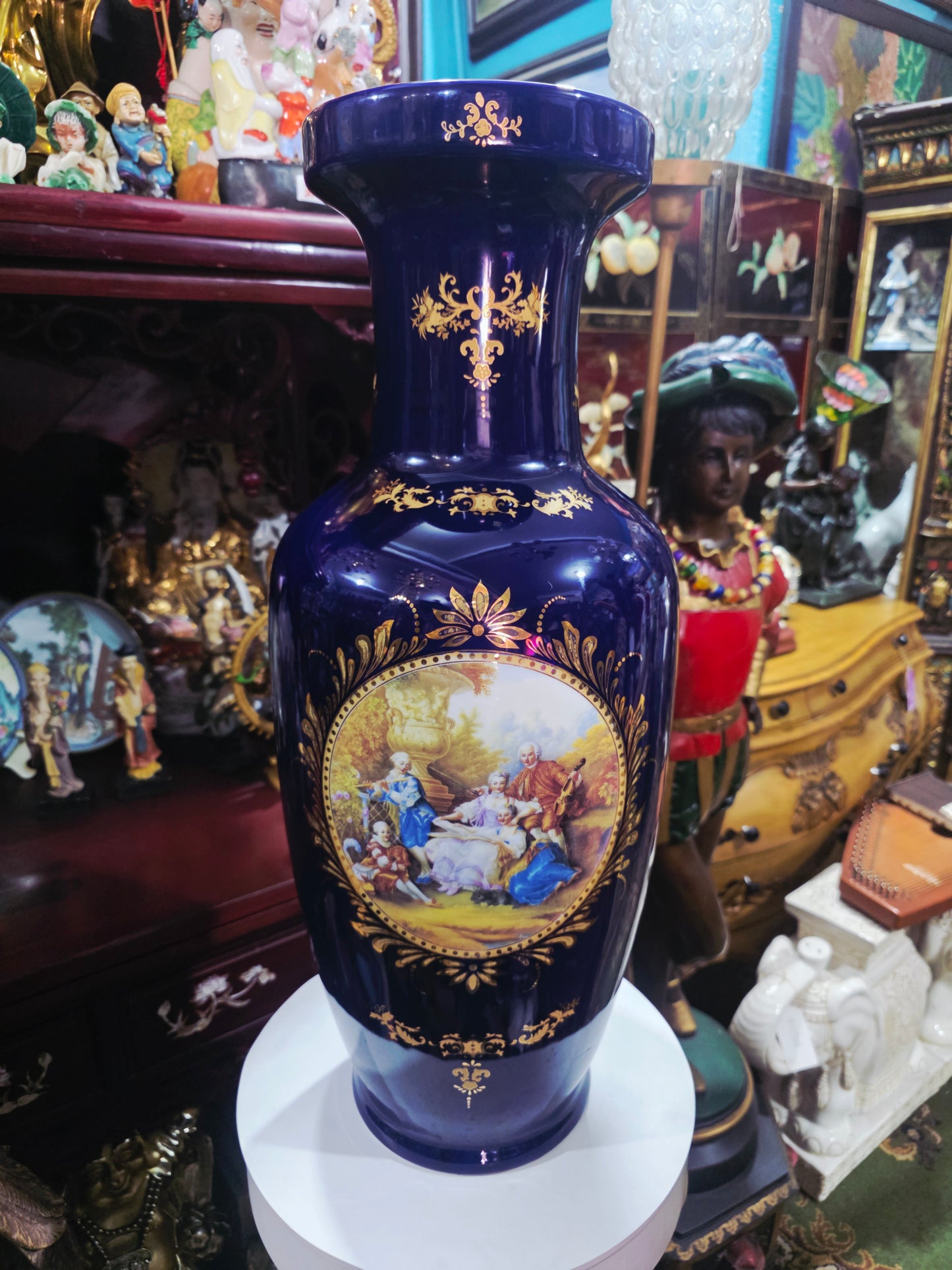 Pair of Cobalt Porcelain Vases with Classical Scenes 🌹🏺