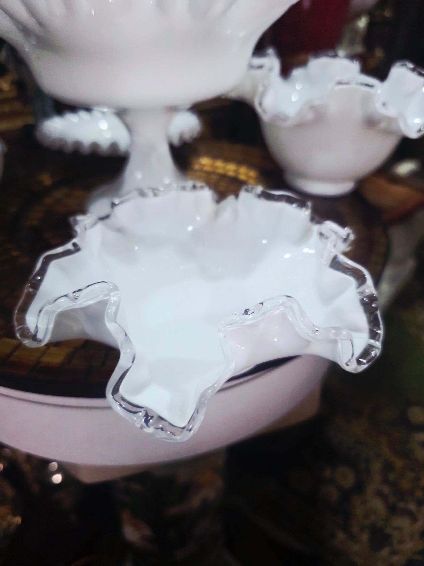 Collection of White Opalescent Glass with Ruffled Edges β Fenton Glass (7 pieces) πΈπΊ