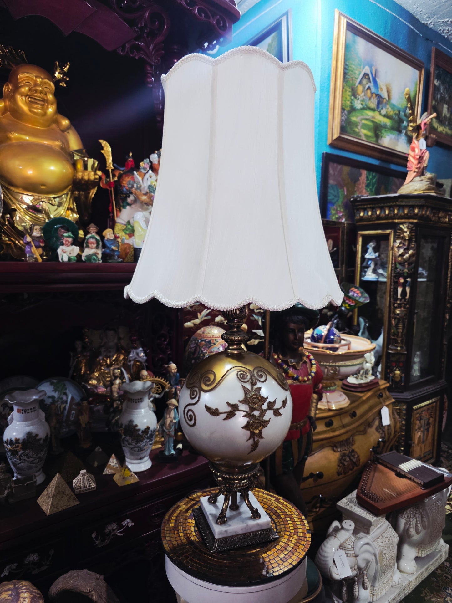 Pair of Imperial Lamps with Golden Spherical Base π°οΈπͺβ¨πΈ