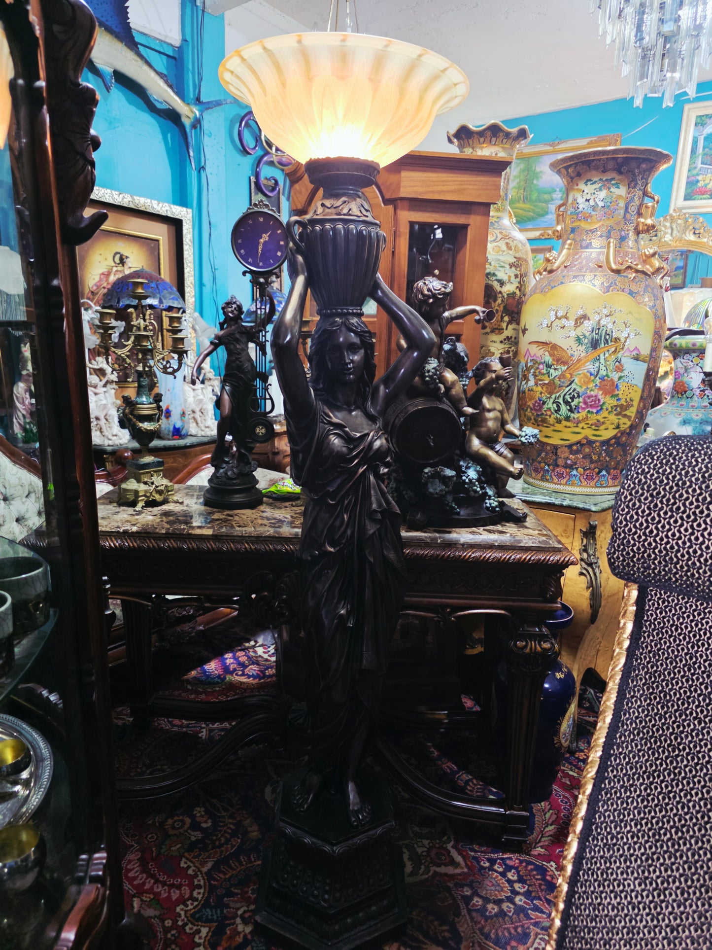 Art Nouveau Sculptural Lamp with Torch – Torchère Art Nouveau🌿🕯️🌿