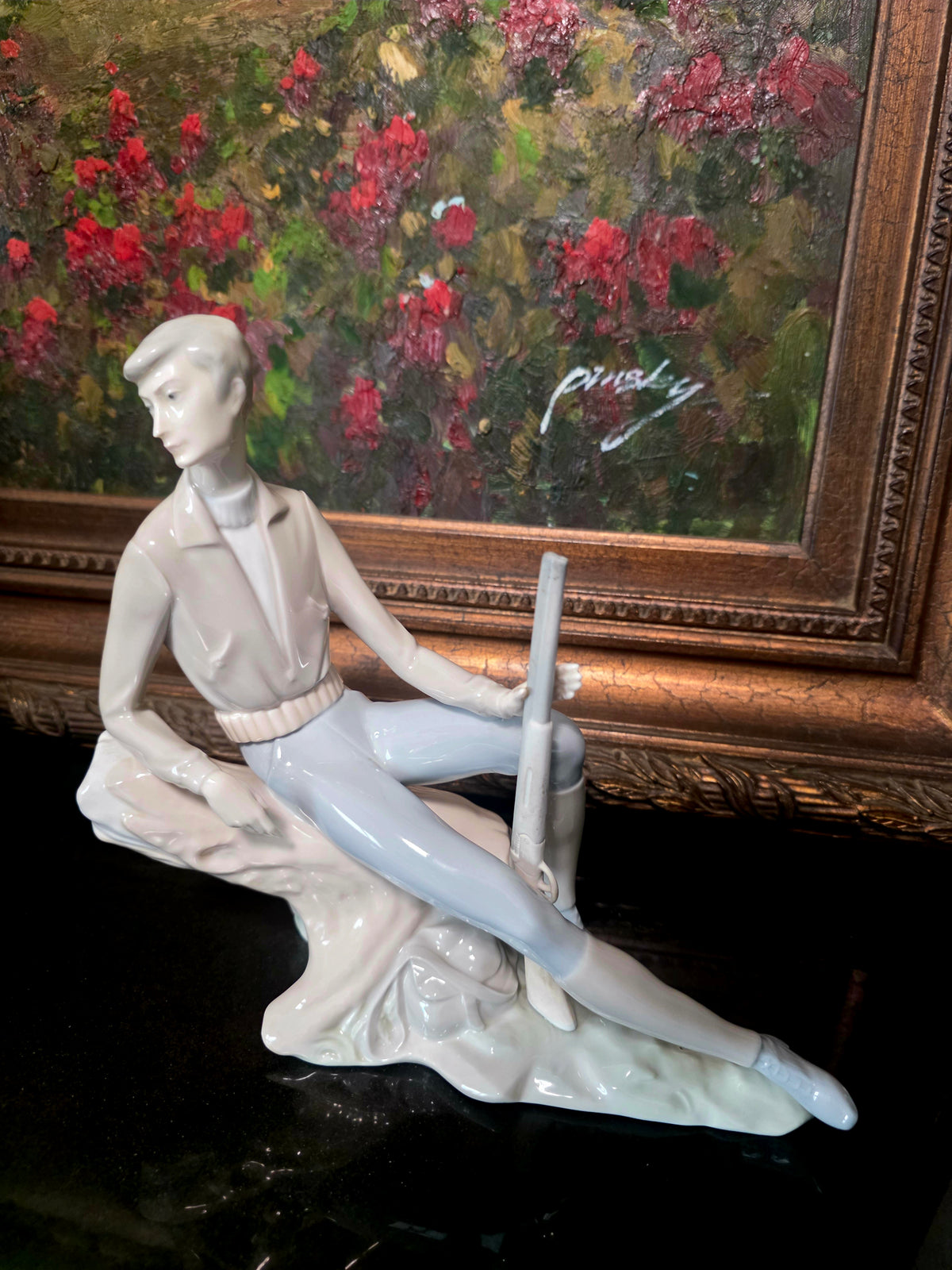 Nao by Lladro "Young Hunter" sculpture ✨🏛️