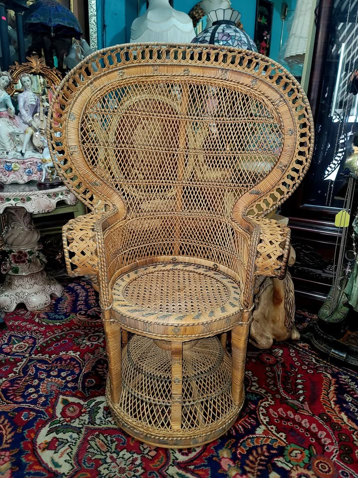 🌿Silla De Pavo Real, Estilo Emmanuello de la decada de 1970🌿
