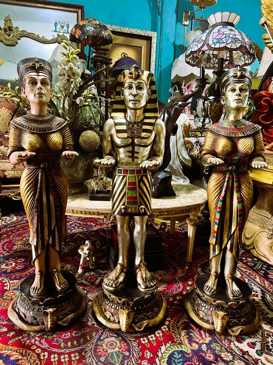 ⚖️The Egyptian Queen's Servant: A Functional Work of Art⚖️