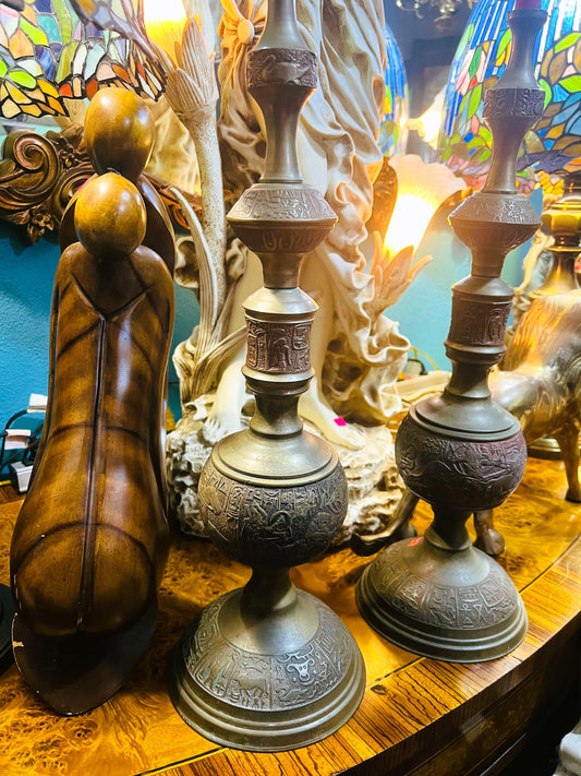 ⚖️¡Candelabros Egipcios En Bronce Con Jeroglificos!⚖️