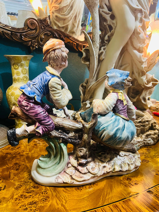 Figura de Porcelana Fina Capo Del Monte ✨