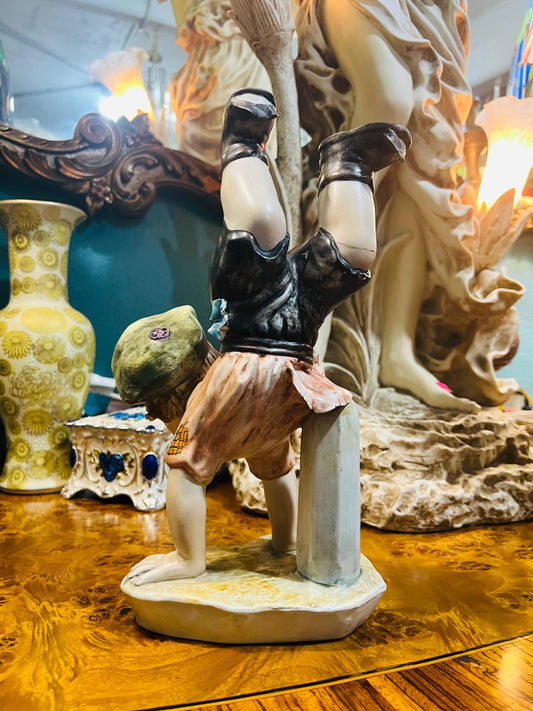 🌸✨🌸🧒Figura Italiana de Porcelana Capodimonte de Benacchio 🧒🌸✨🌸