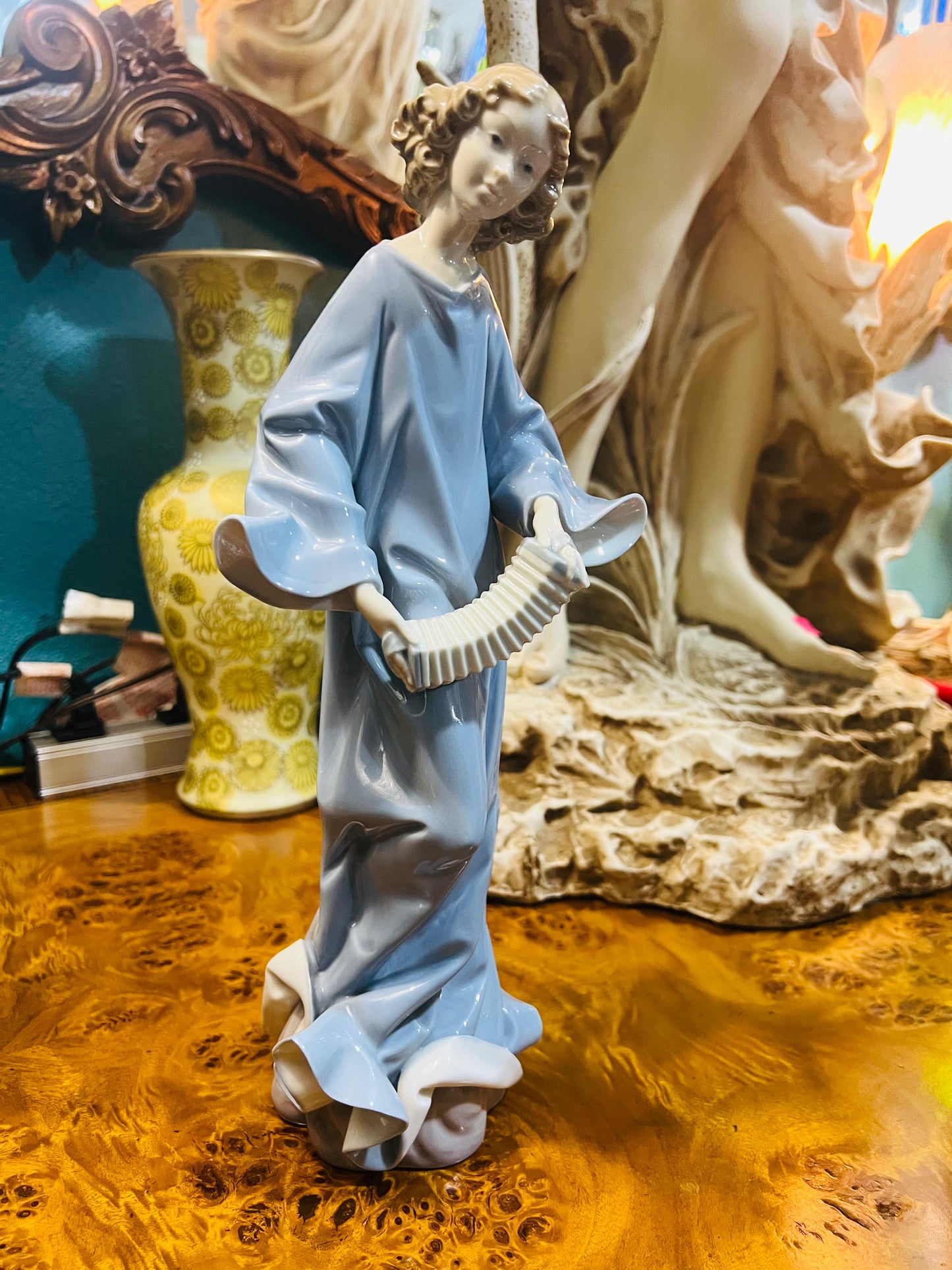 🎨Angel Medico, Porcelana Fina, Lladro 1323, Año de emision 1976🎨