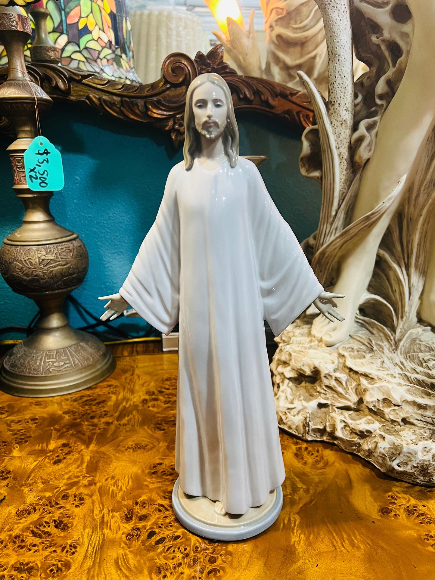 🌟 Escultura de Jesús en Porcelana Fina de Lladro - Modelo 5767 Año de emision 1982 🕊️✨