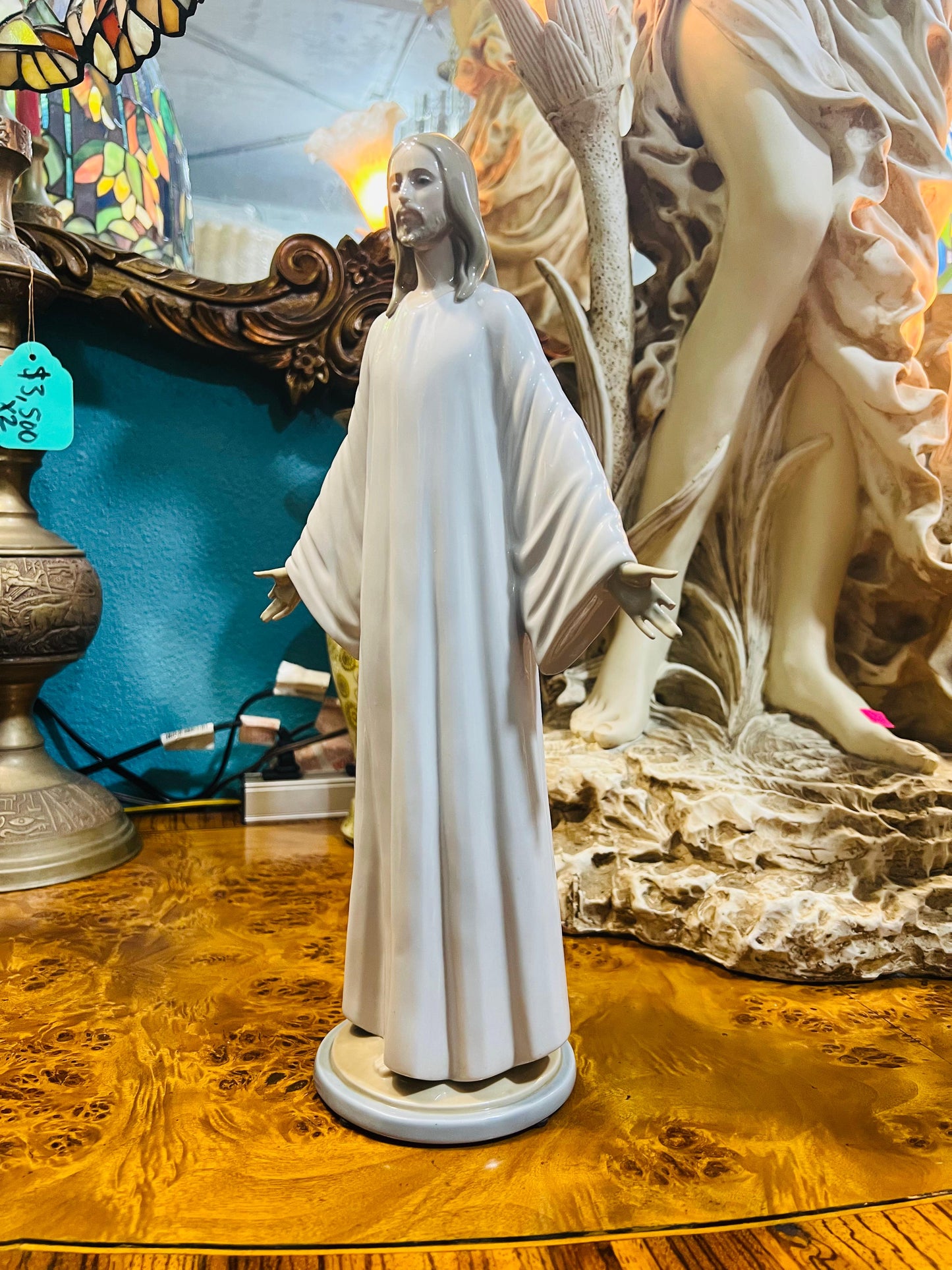 🌟 Escultura de Jesús en Porcelana Fina de Lladro - Modelo 5767 Año de emision 1982 🕊️✨