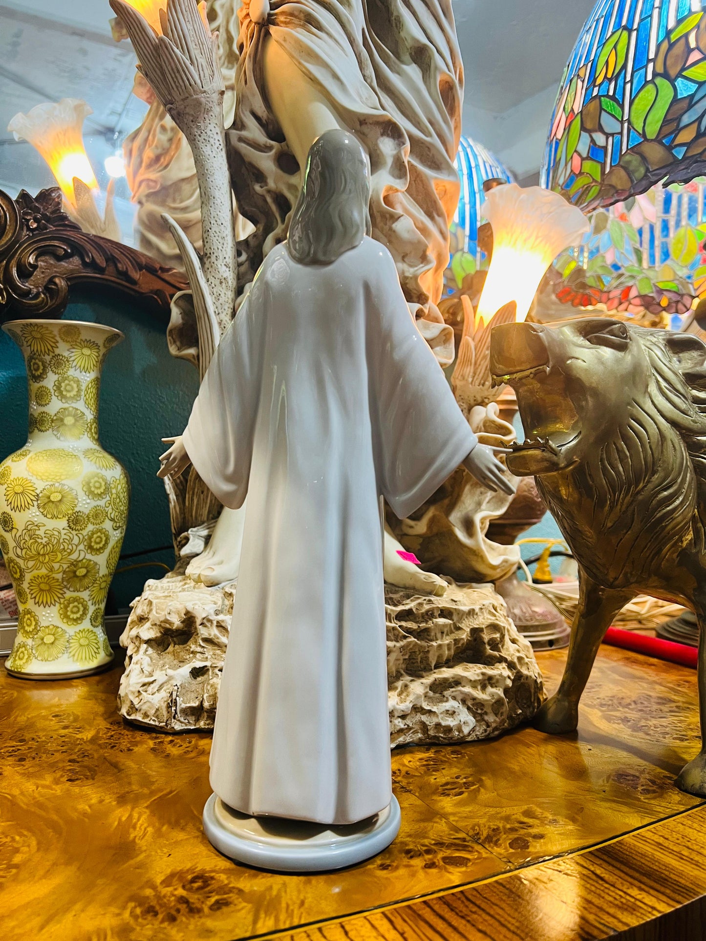 🌟 Escultura de Jesús en Porcelana Fina de Lladro - Modelo 5767 Año de emision 1982 🕊️✨