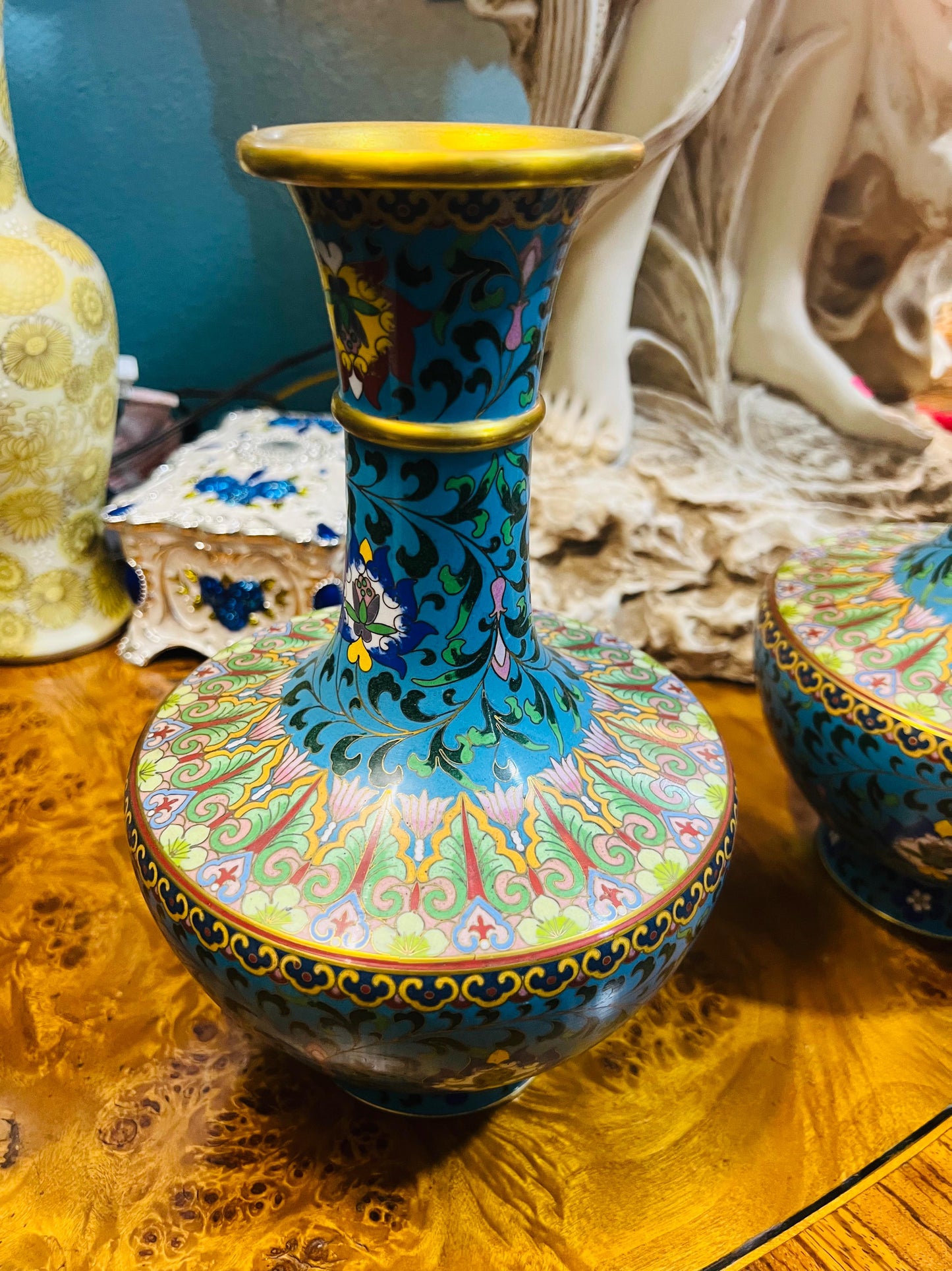 🌟 Jarrones de Cloisonné de Principios del Siglo XX 🏺✨