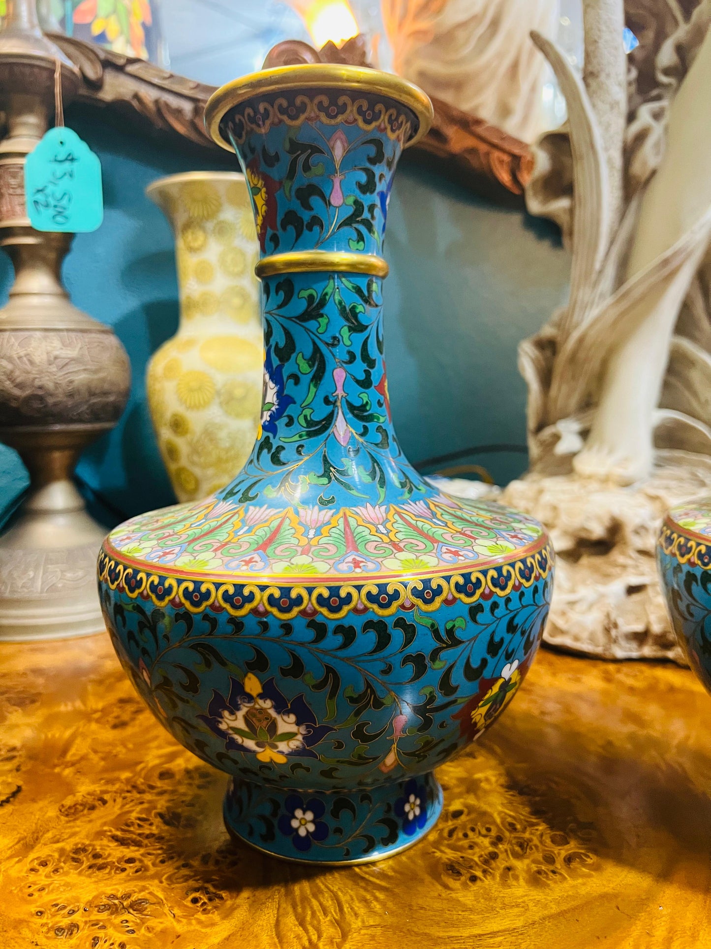 🌟 Jarrones de Cloisonné de Principios del Siglo XX 🏺✨
