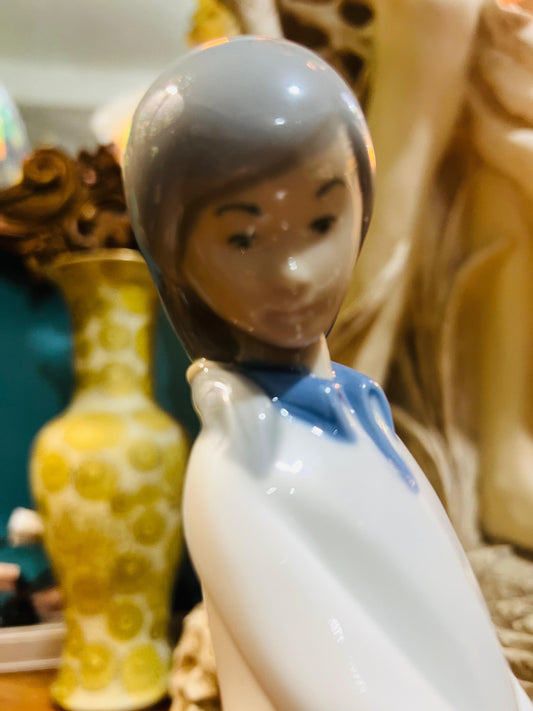 🎨Jovencita con vestido azul de REX Valencia🎨