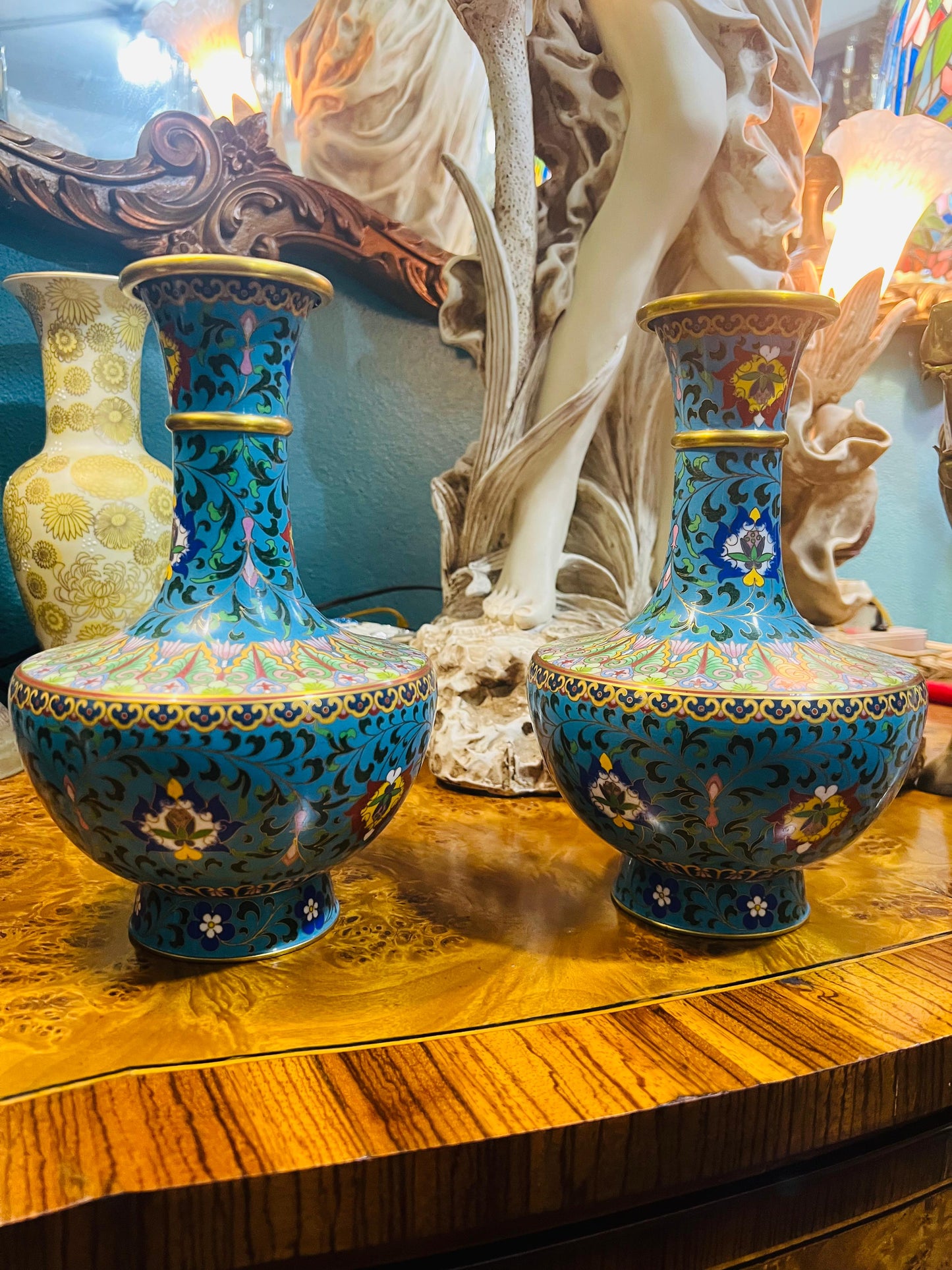 🌟 Jarrones de Cloisonné de Principios del Siglo XX 🏺✨