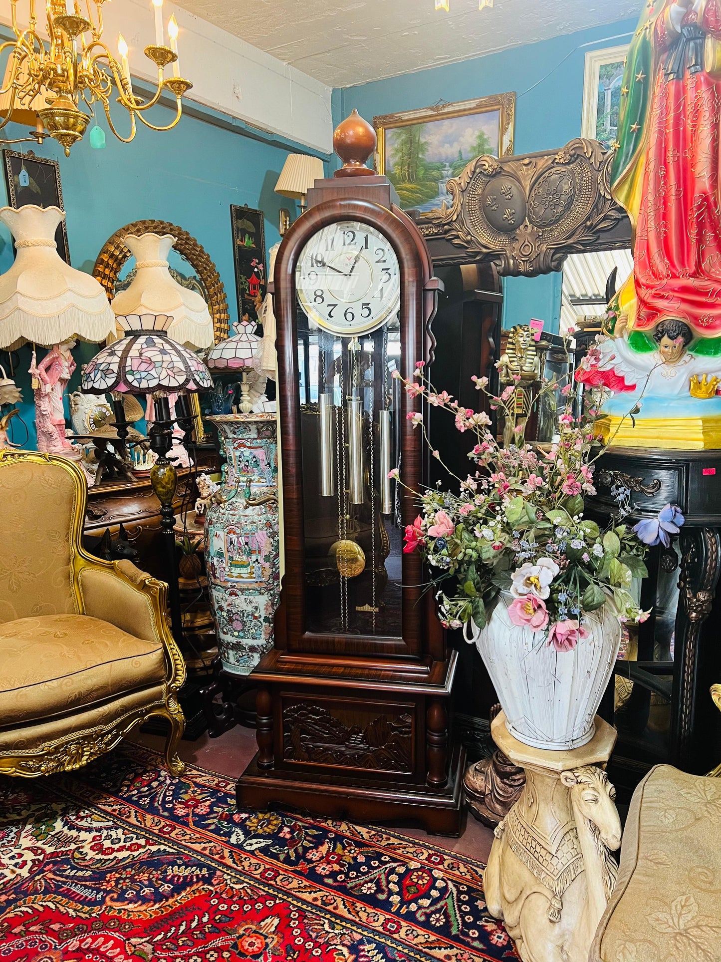 🕰️🕰️🕰️ Reloj oriental de pie estilo antiguo ¡Elegancia Atemporal en Rosarito Antiques! 🕰️🕰️🕰️