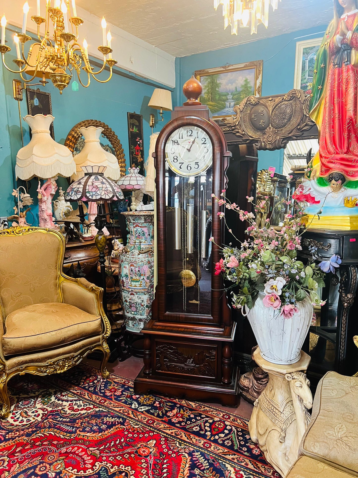 🕰️🕰️🕰️ Reloj oriental de pie estilo antiguo ¡Elegancia Atemporal en Rosarito Antiques! 🕰️🕰️🕰️