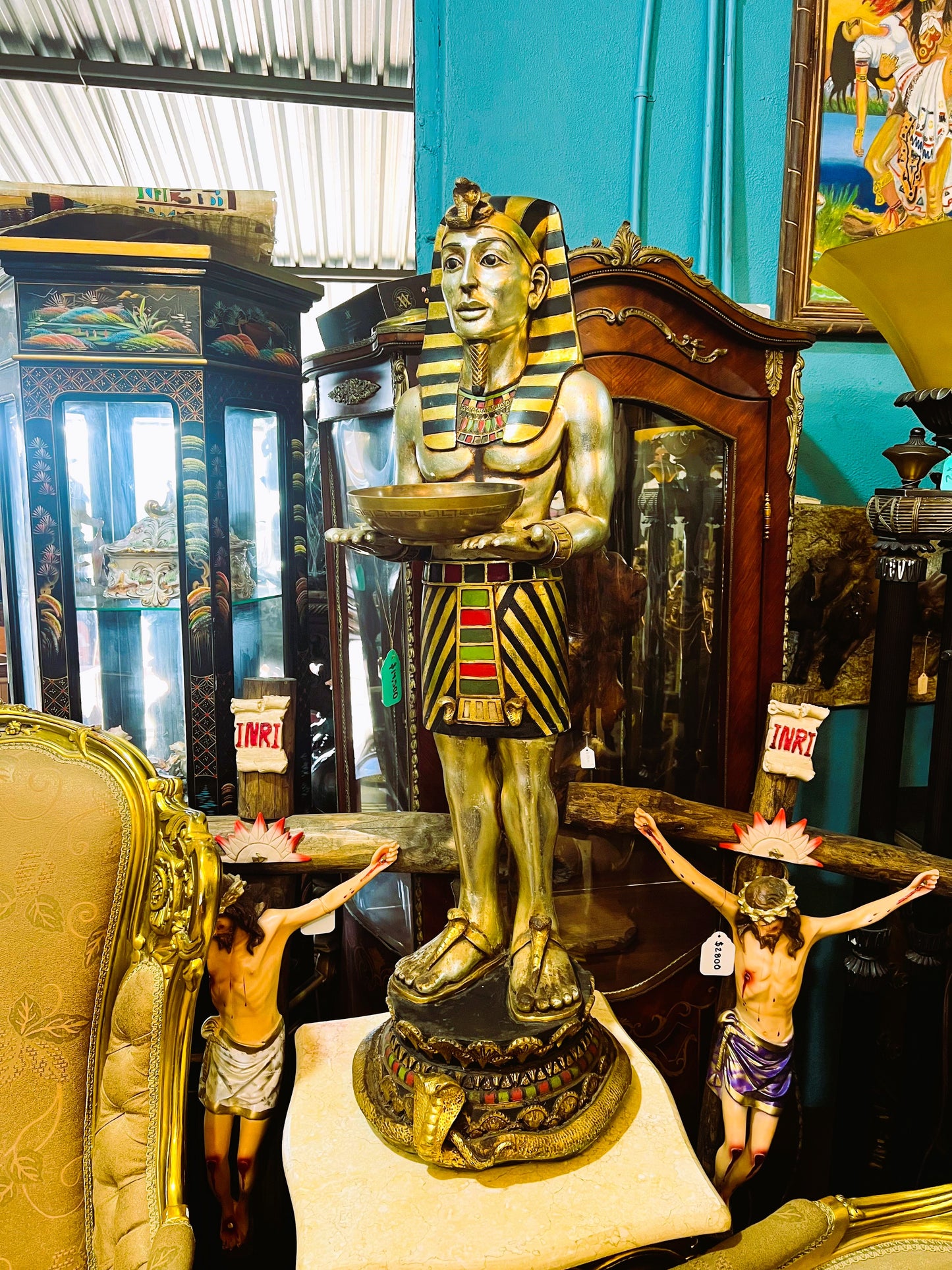 ⚖️The Egyptian Queen's Servant: A Functional Work of Art⚖️
