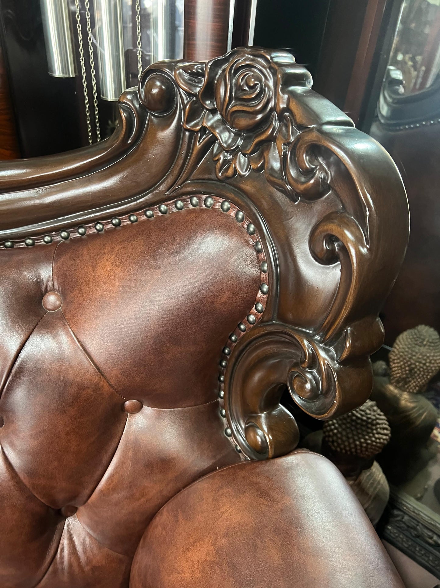 🛋️ Sofa Palencia de Furniture of America - Elegancia y Estilo Clásico para tu Hogar 🛋️