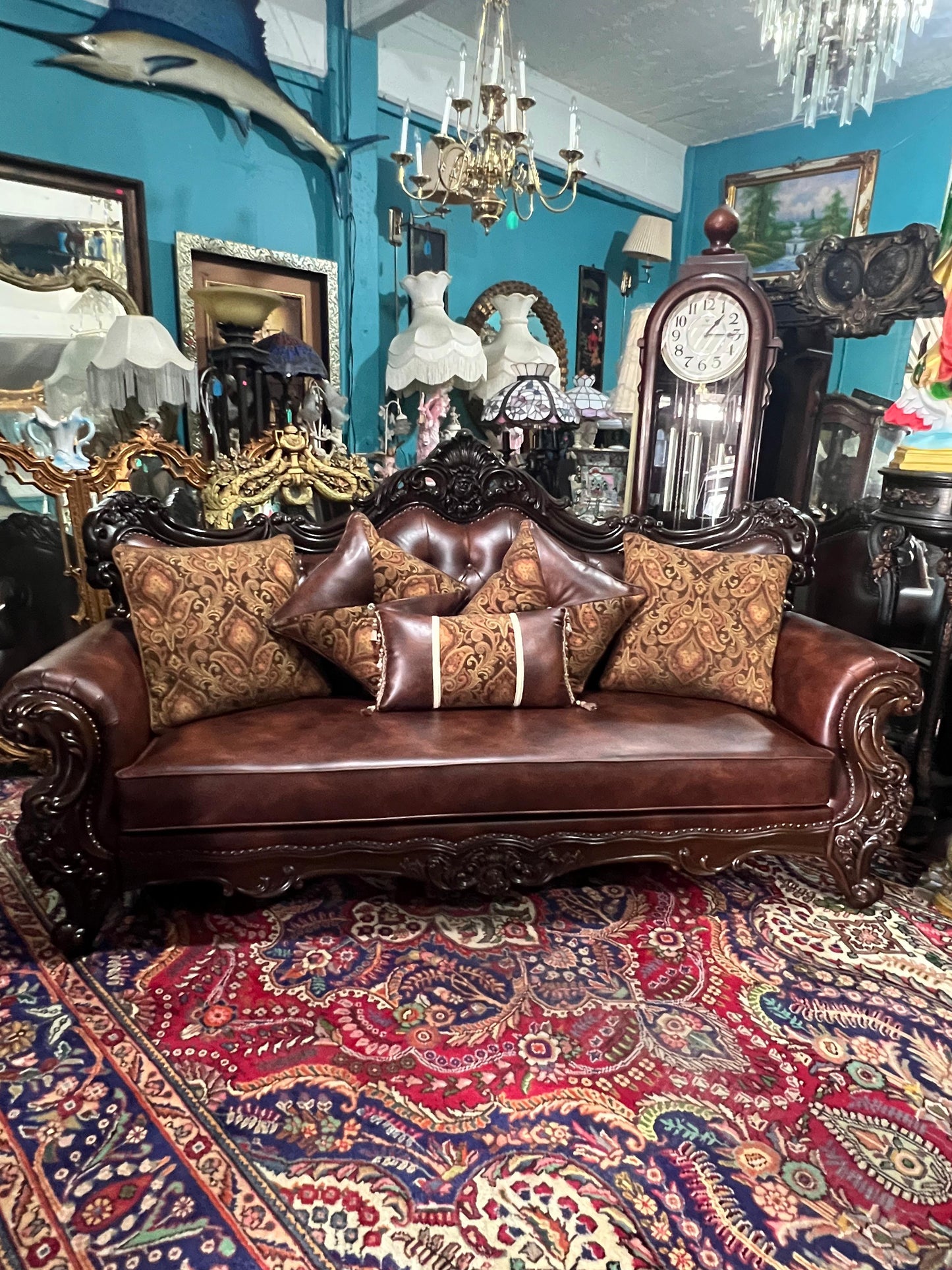 🛋️ Sofa Palencia de Furniture of America - Elegancia y Estilo Clásico para tu Hogar 🛋️